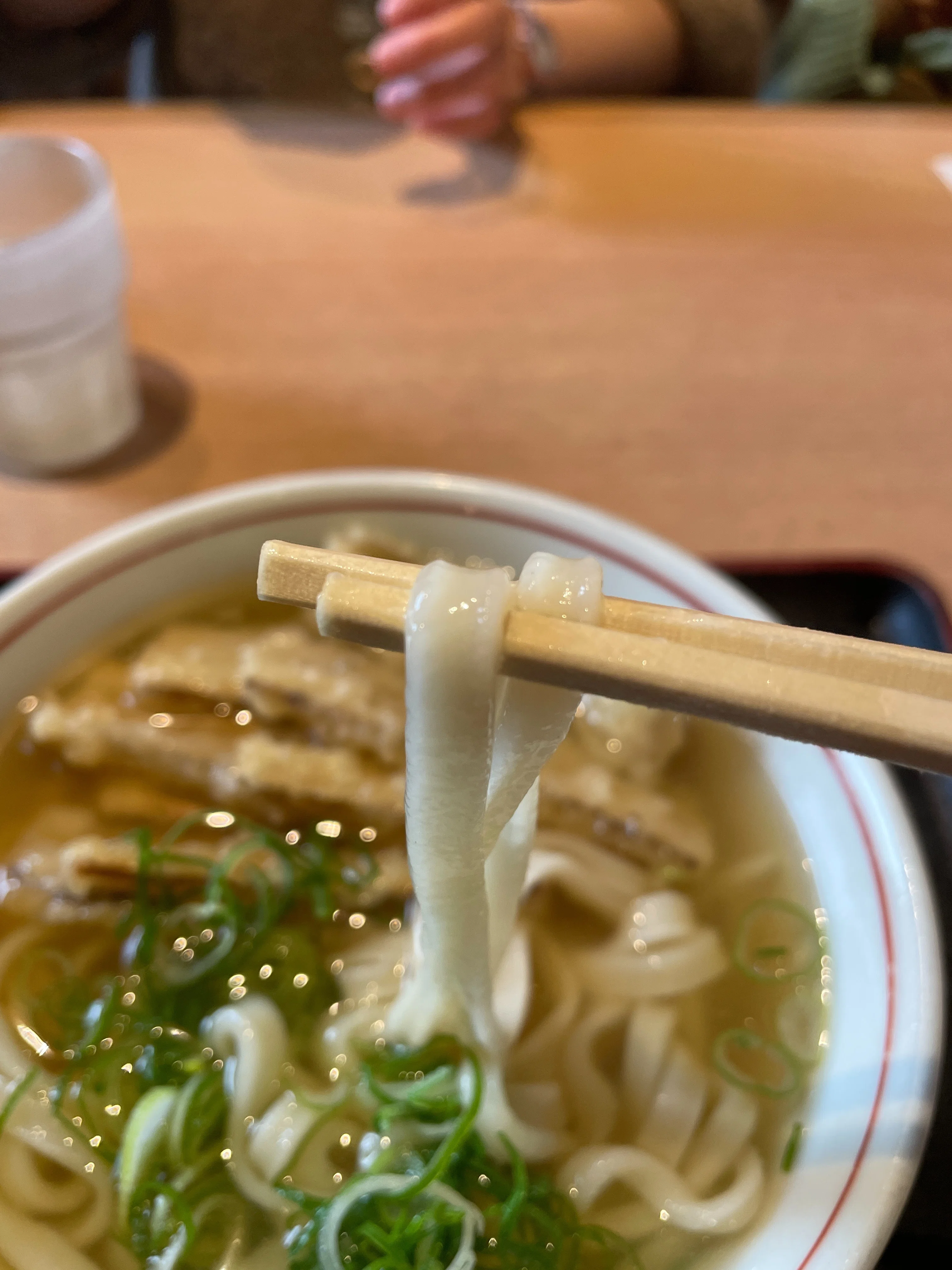 警固・釜喜利うどん】感動のきつねうどん。おあげの出汁で溺れたい