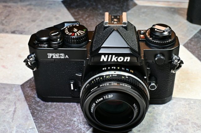 カメラ沼の深淵」 Nikon FM3A ｜saphirinus