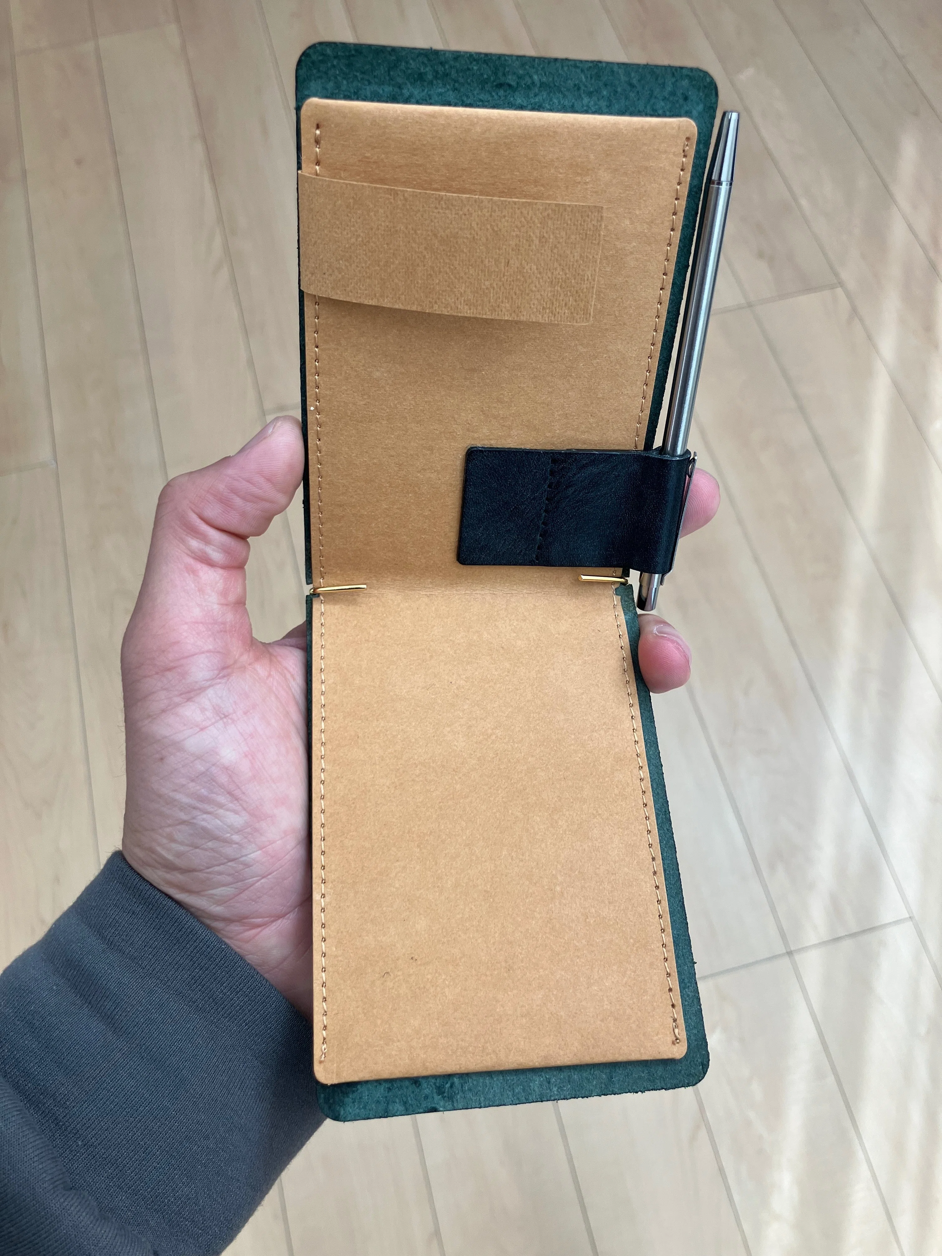ミニマルを追求したオシャレなメモ帳【Hooking memo】のご紹介｜jen