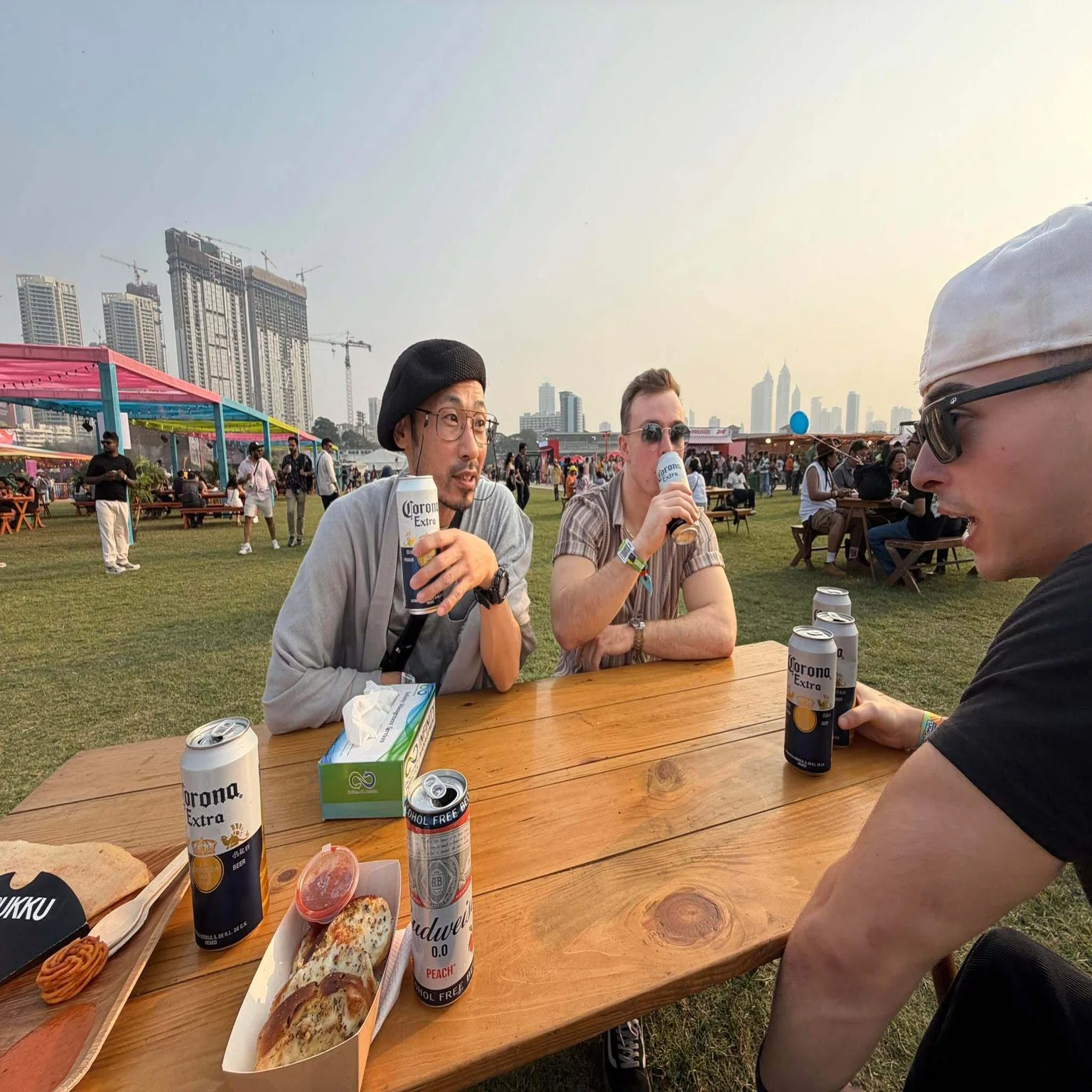 藤井風紀行～Lollapalooza India 2026～｜アオキシゲユキ（アフリカ 