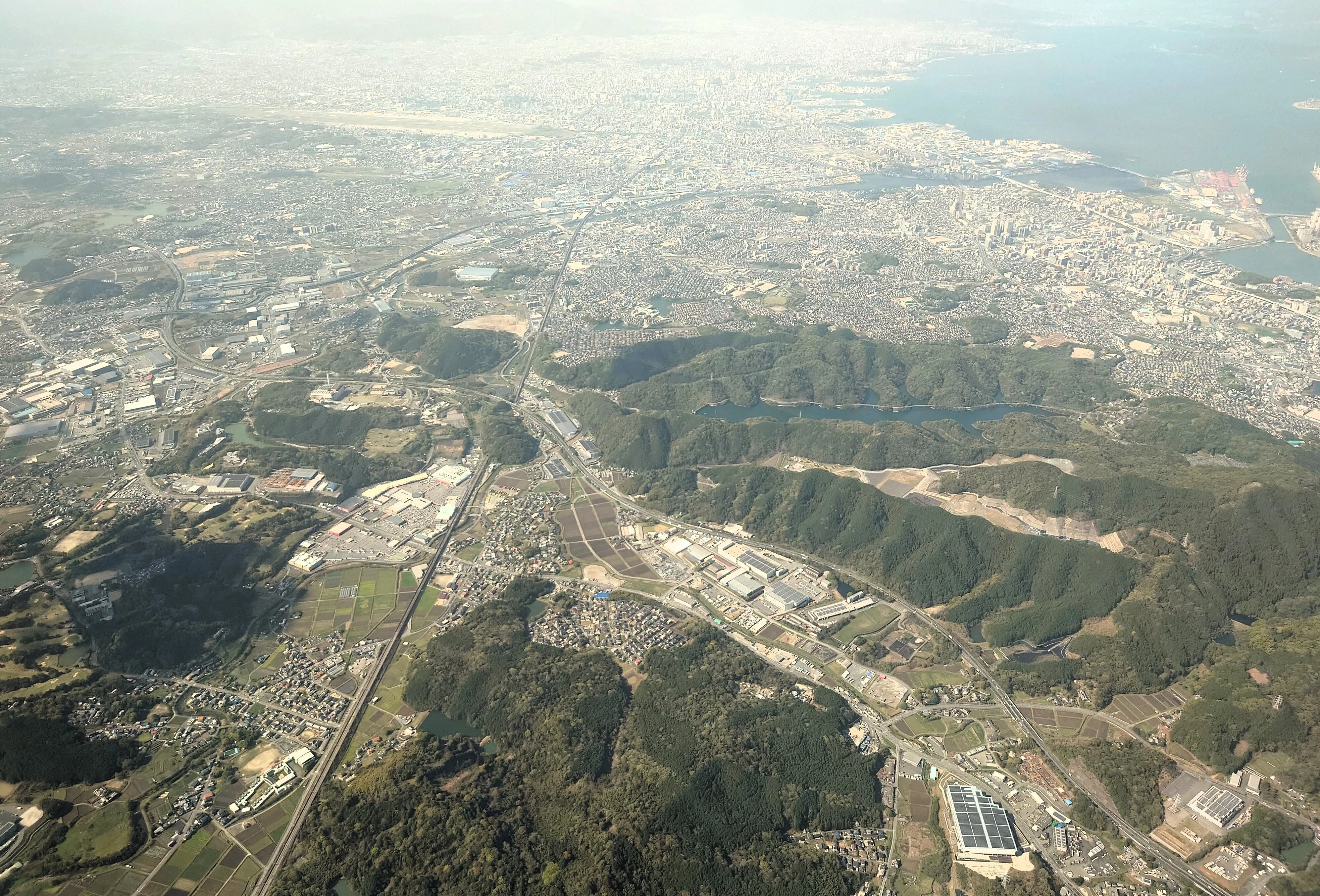 機窓画像コレクション「福岡空港から別府湾」／2025年4月｜菅野ノリヒコ