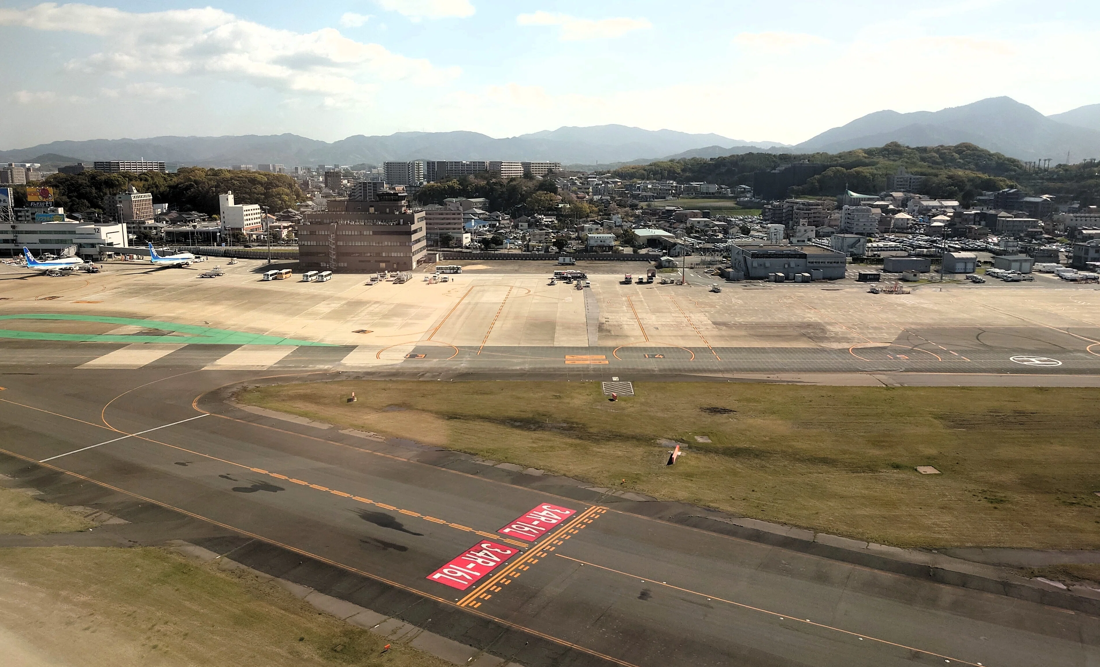 機窓画像コレクション「福岡空港から別府湾」／2025年4月｜菅野ノリヒコ