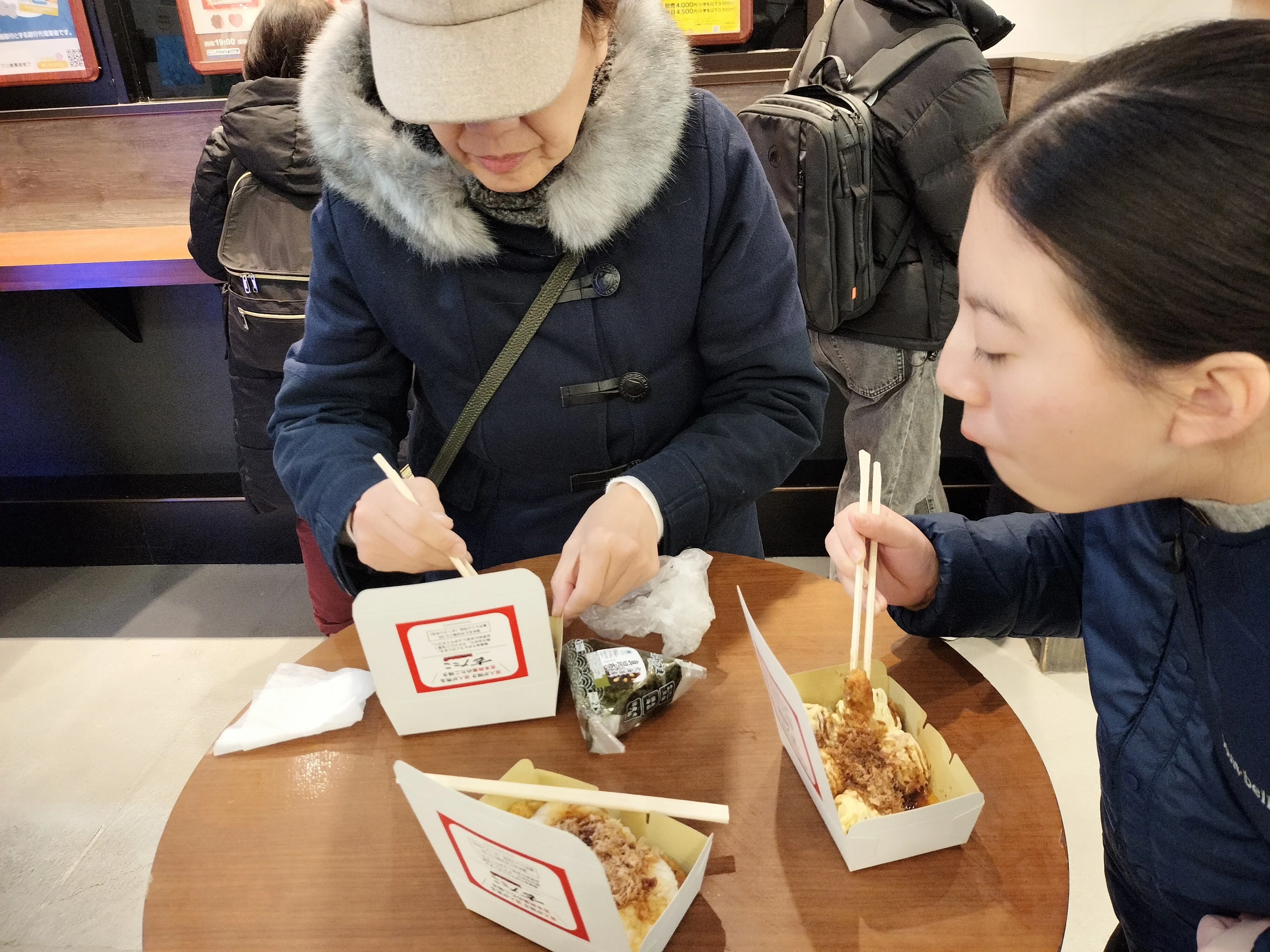 桂文珍師匠にも会えた！前から3列目で味わう、なんばグランド花月の