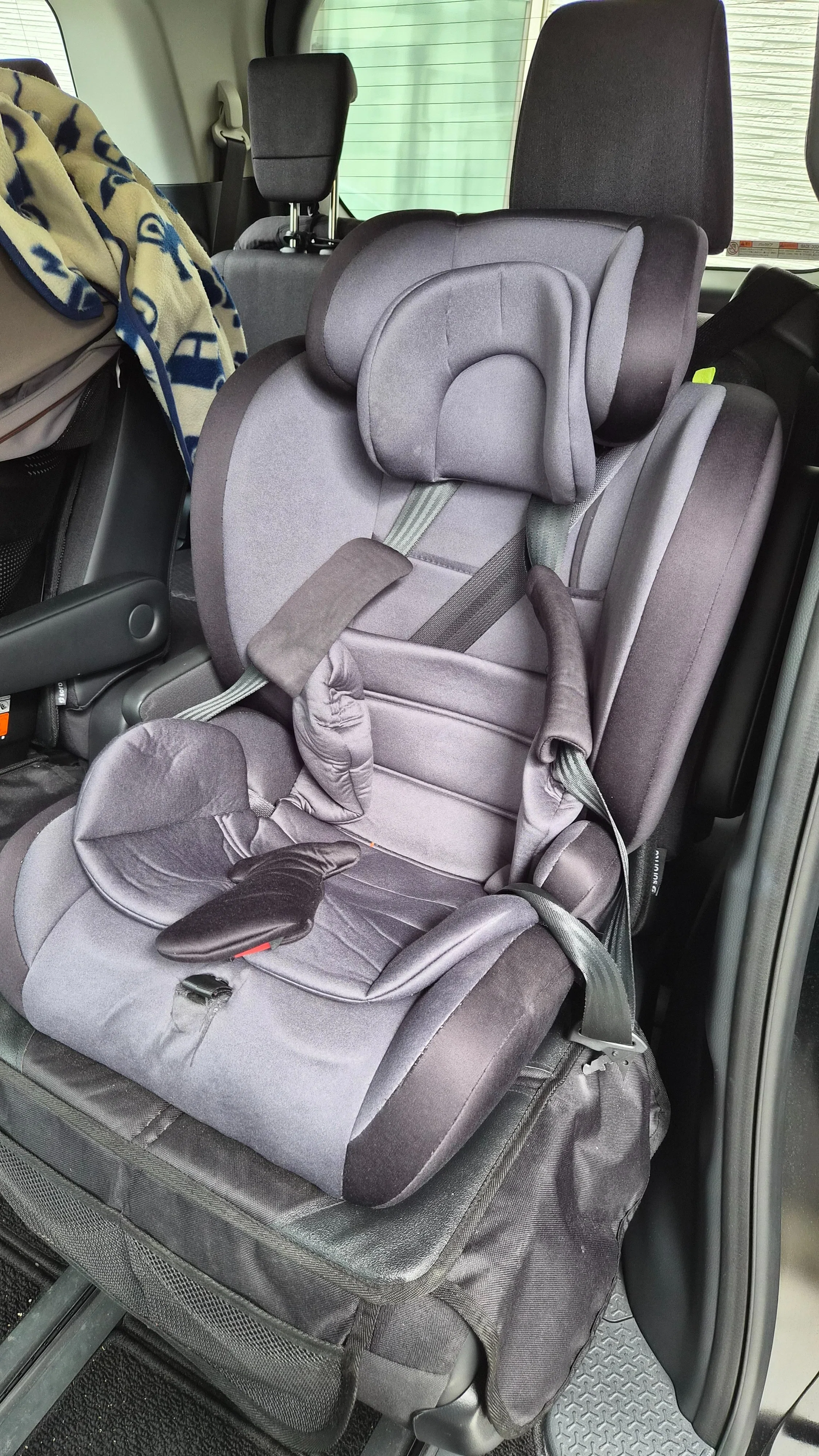 わが子のジュニアシートを買い換えた話｜civic @2児パパ・メーカー