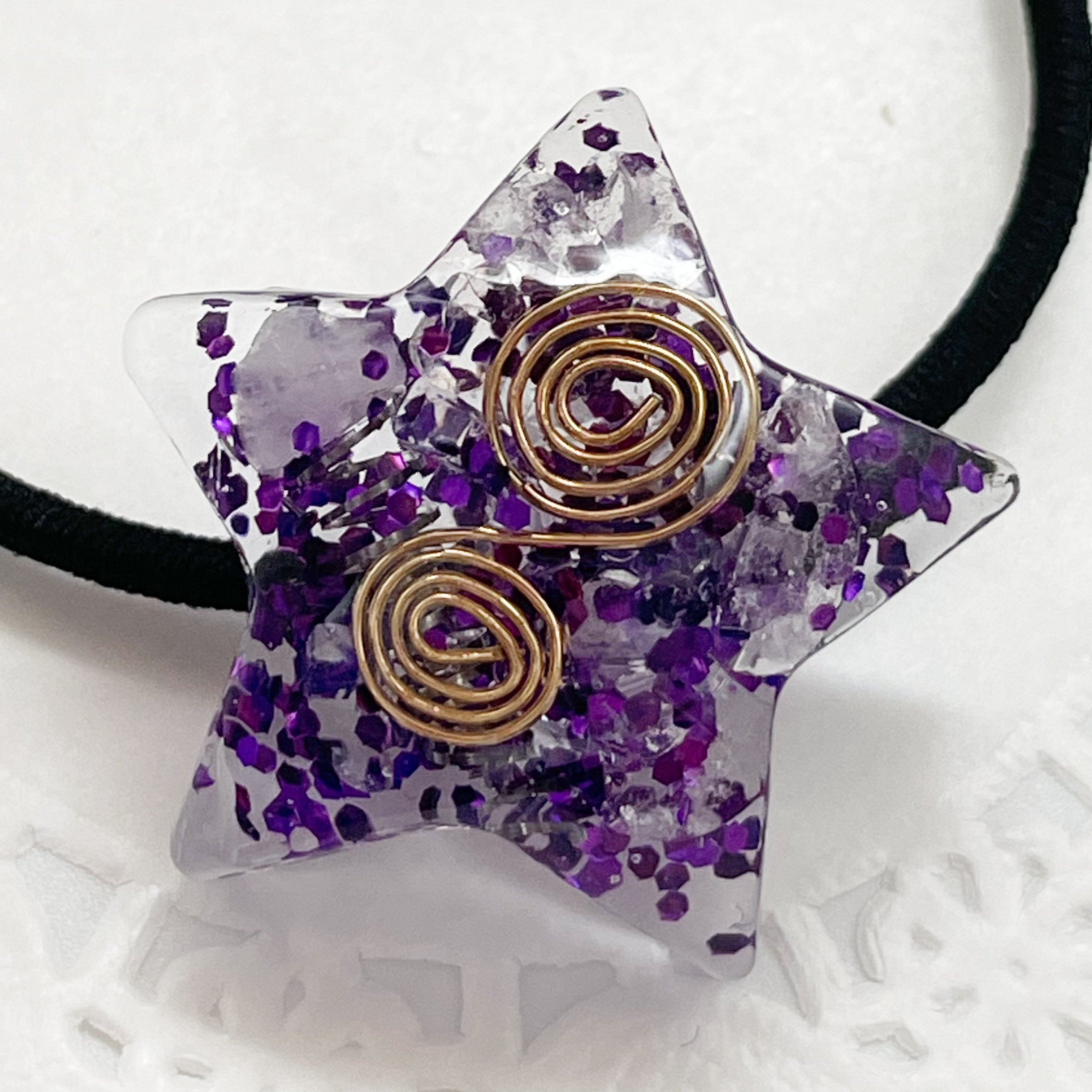 紫の星がポイント！ローズクォーツのオルゴナイトの天然石ヘアゴム｜む