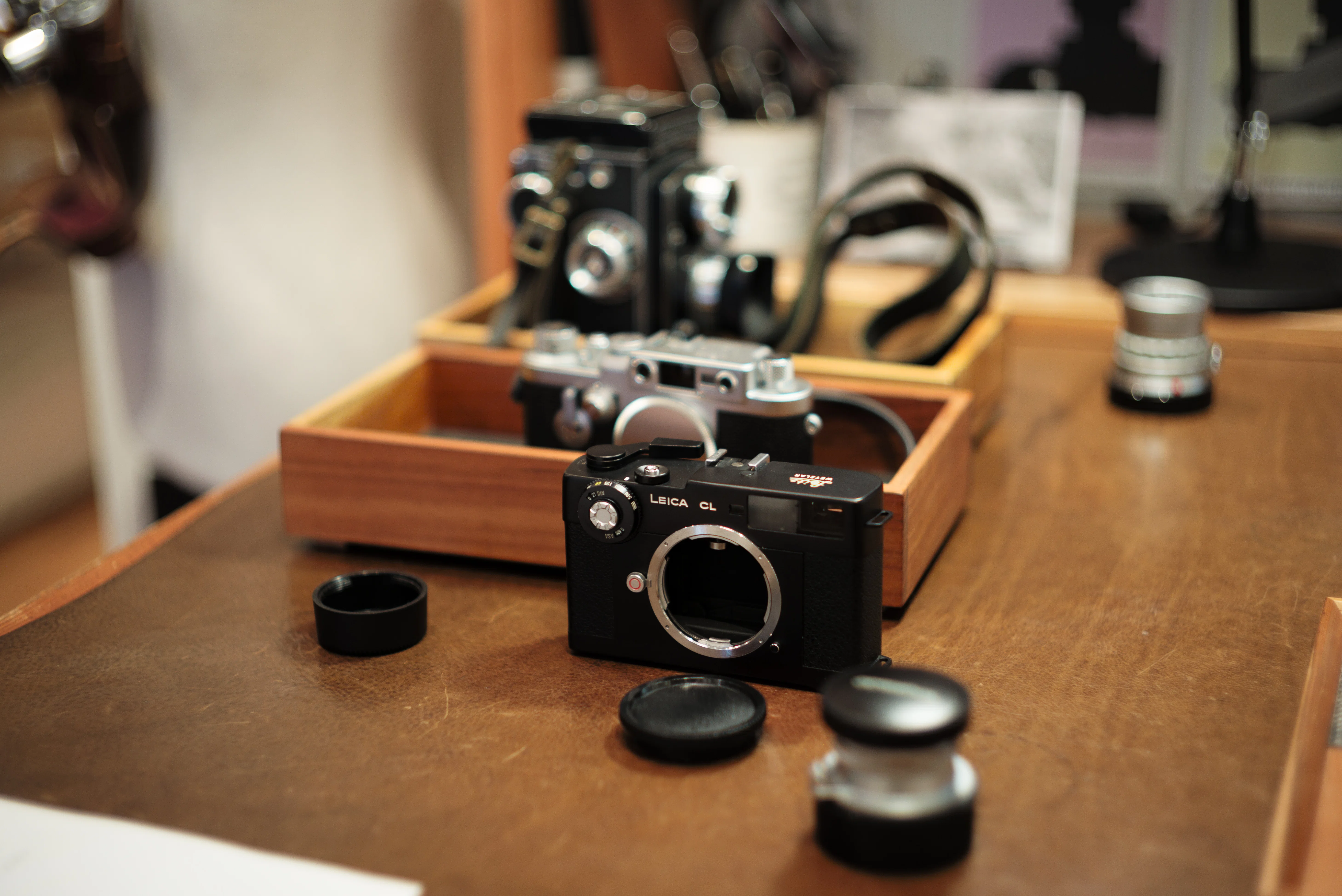 Leica CL ボディのみ 美品 稼働品 露出計作動 Mマウント Mマウントの小型フィルム機を求めて ｜ Leica CLを購入｜kamo