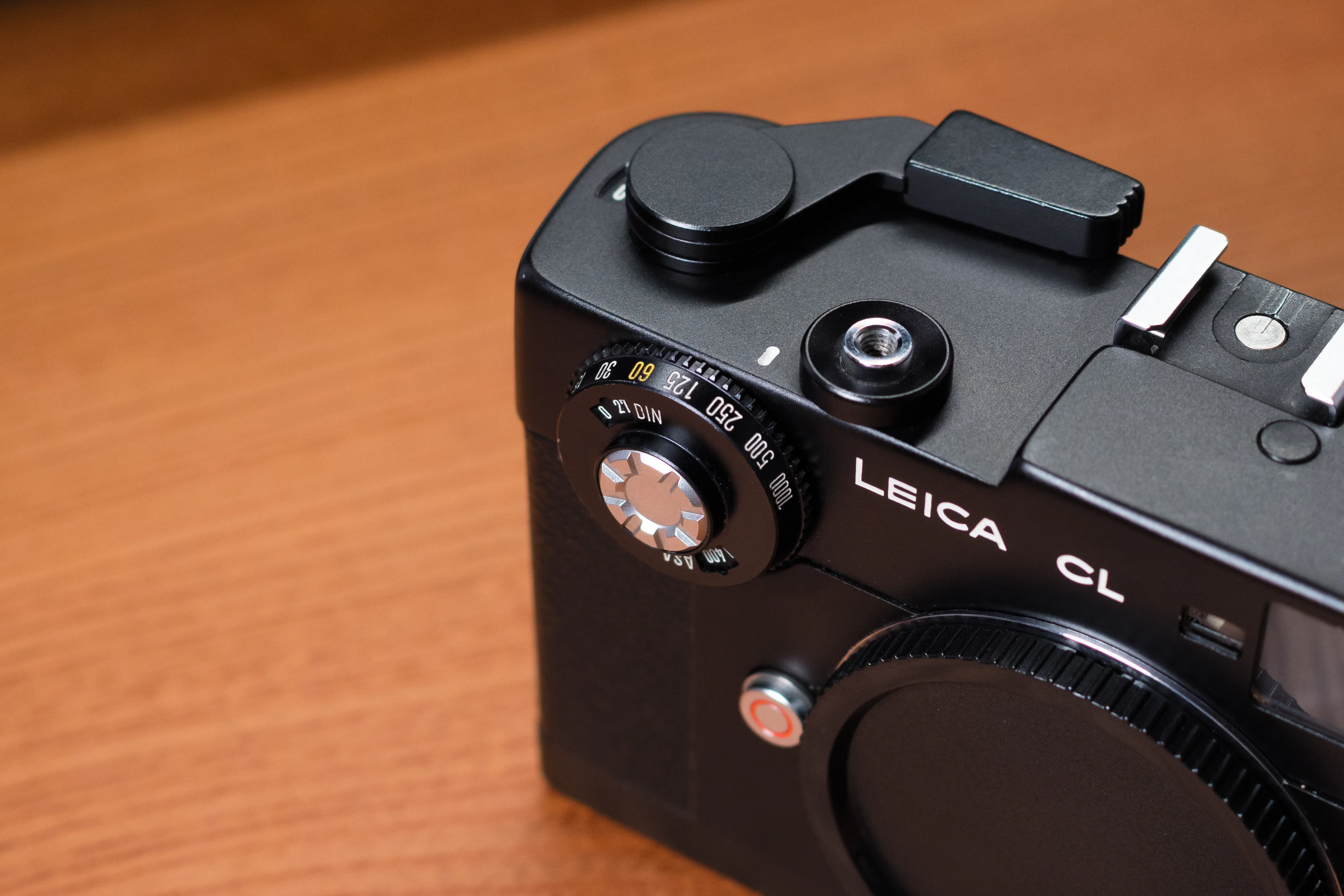 Mマウントの小型フィルム機を求めて ｜ Leica CLを購入｜kamo