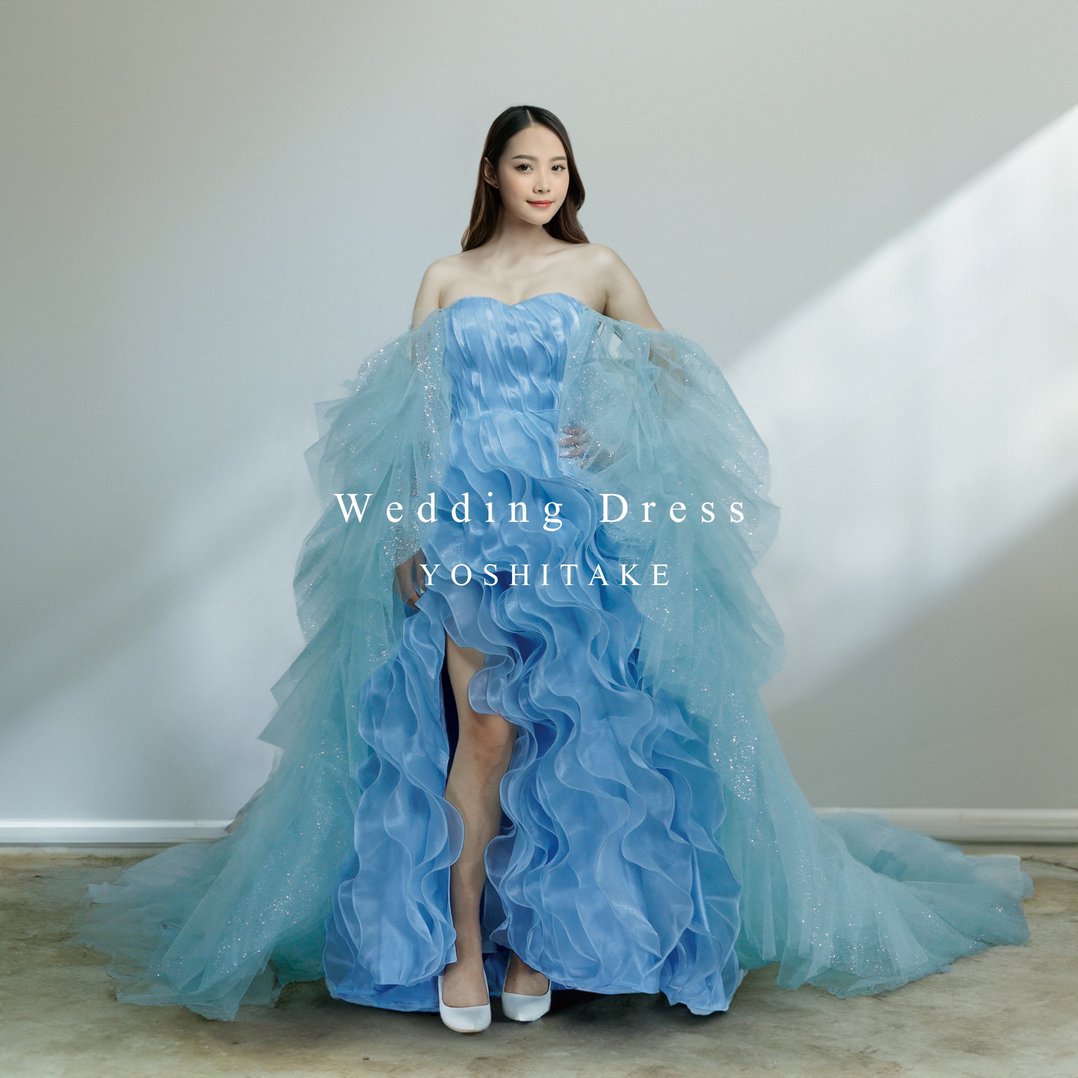 ウエディングドレス.ブルー.カラードレス.フリル.トレーン付き.Y2662