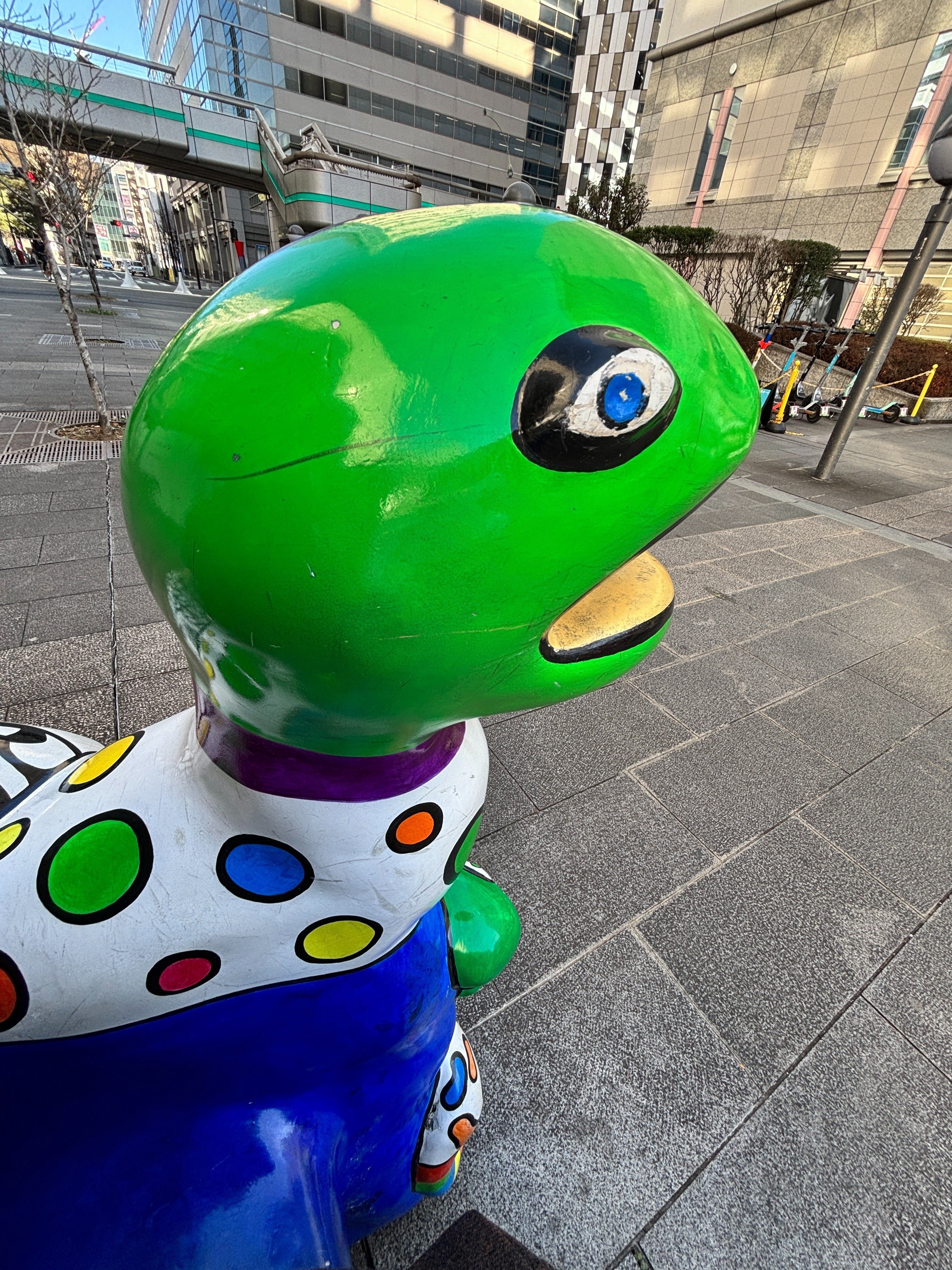 立川のニキ・ド・サンファル｜龍の子(たつのこ)