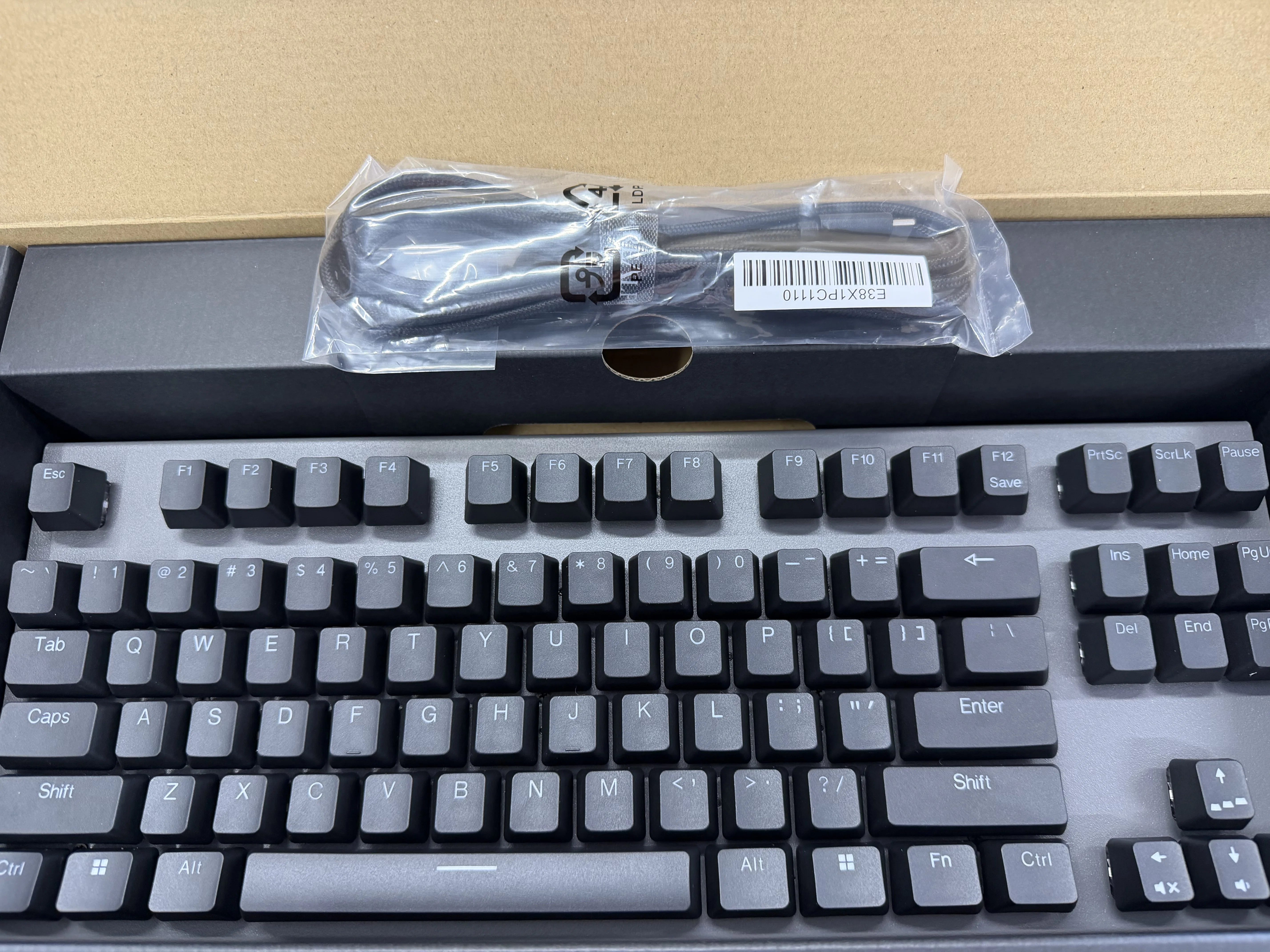 REALFORCE GX1 Plusの製品提供を受けました。（1週間レビュー）｜金森