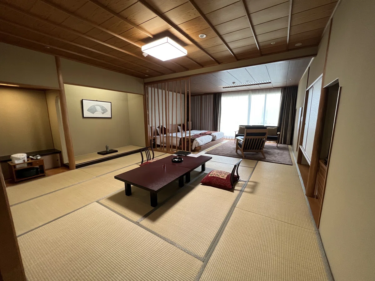 旅館