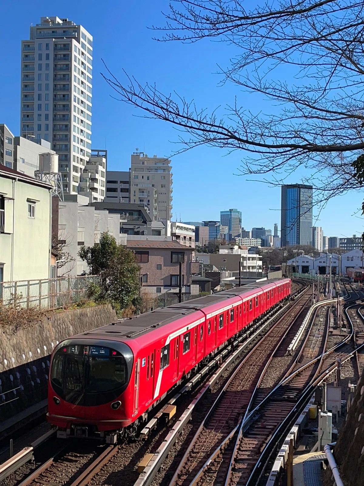 丸ノ内線の地上区間を撮る あえて…｜サロ201