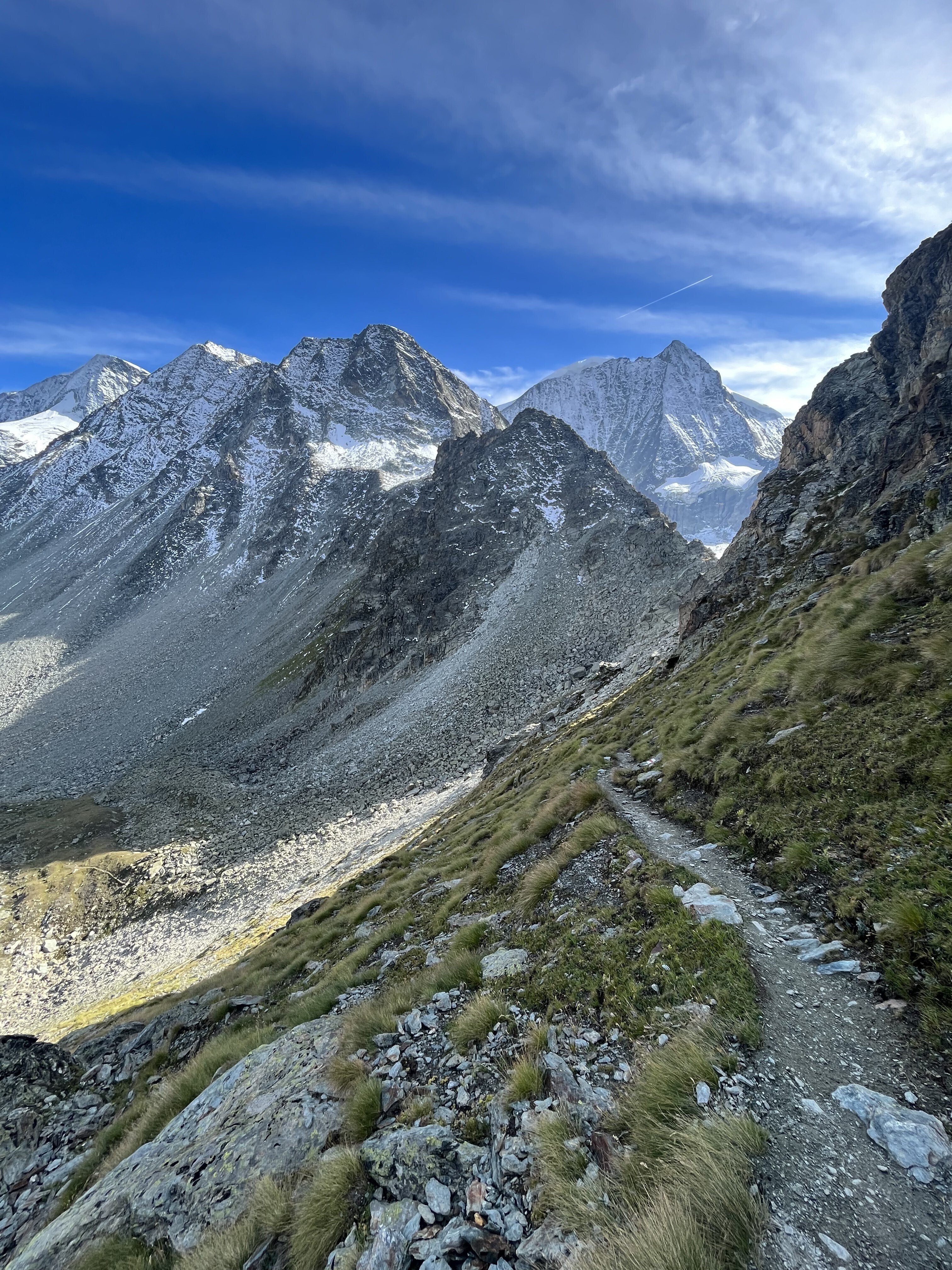 トレイル紹介】シャモニーからツェルマットへ。スイスアルプスを歩く
