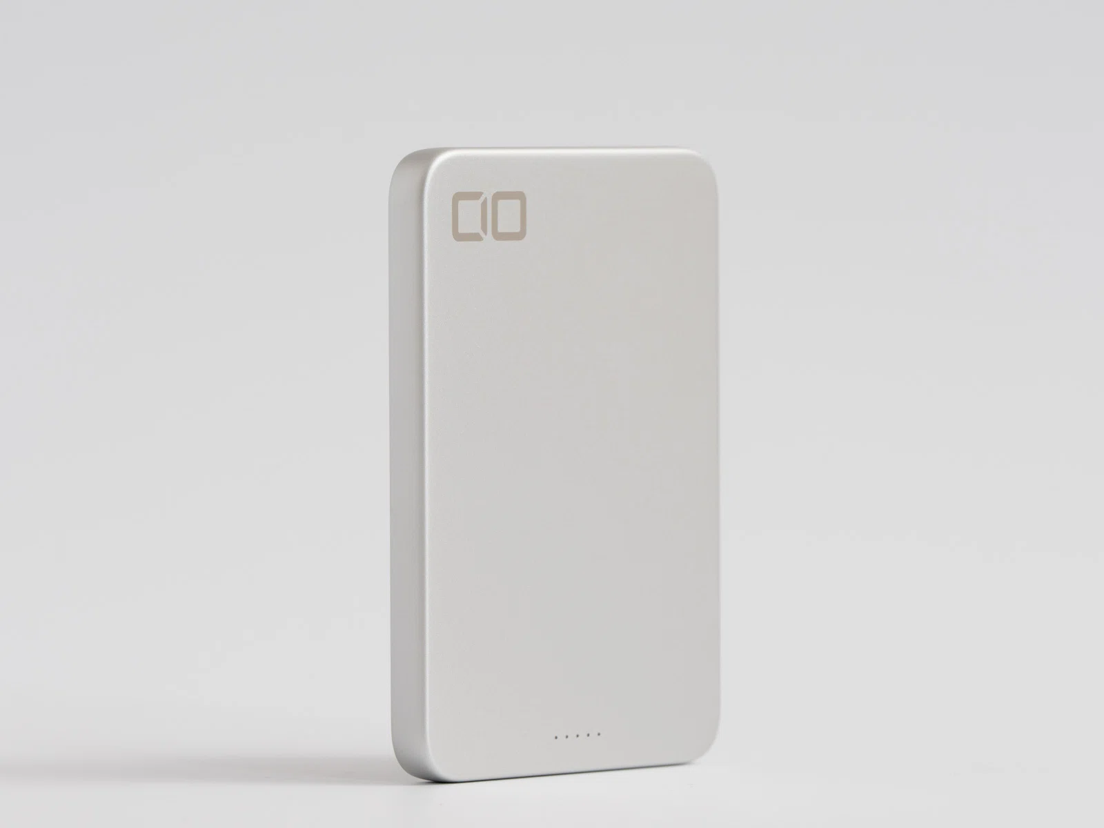 半固体で燃えにくい安心感！CIO SMARTCOBY SLIM Ⅱ Wireless 2.0 SS5K