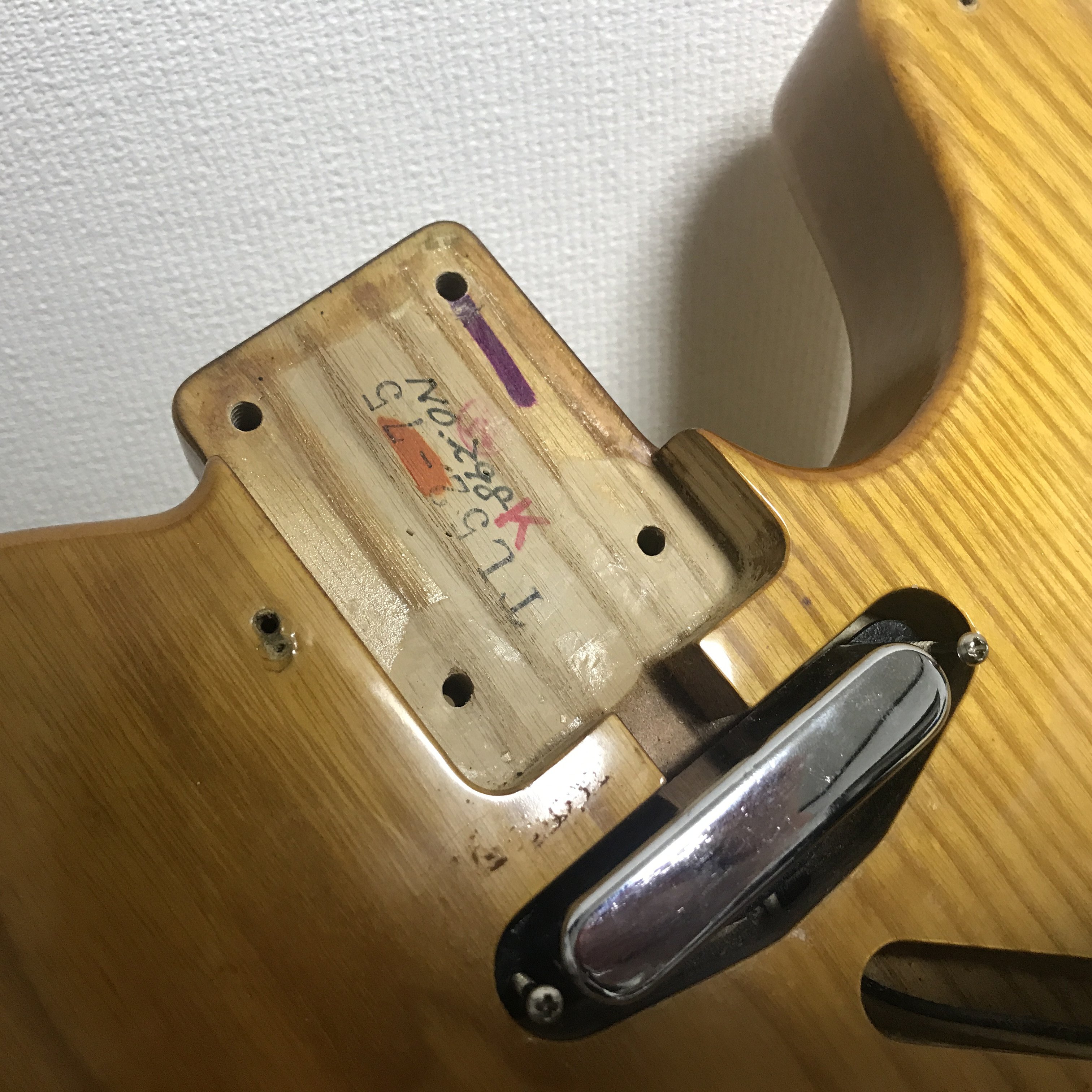 謎テレキャスの正体を探れ！って話｜小波津セイイチ