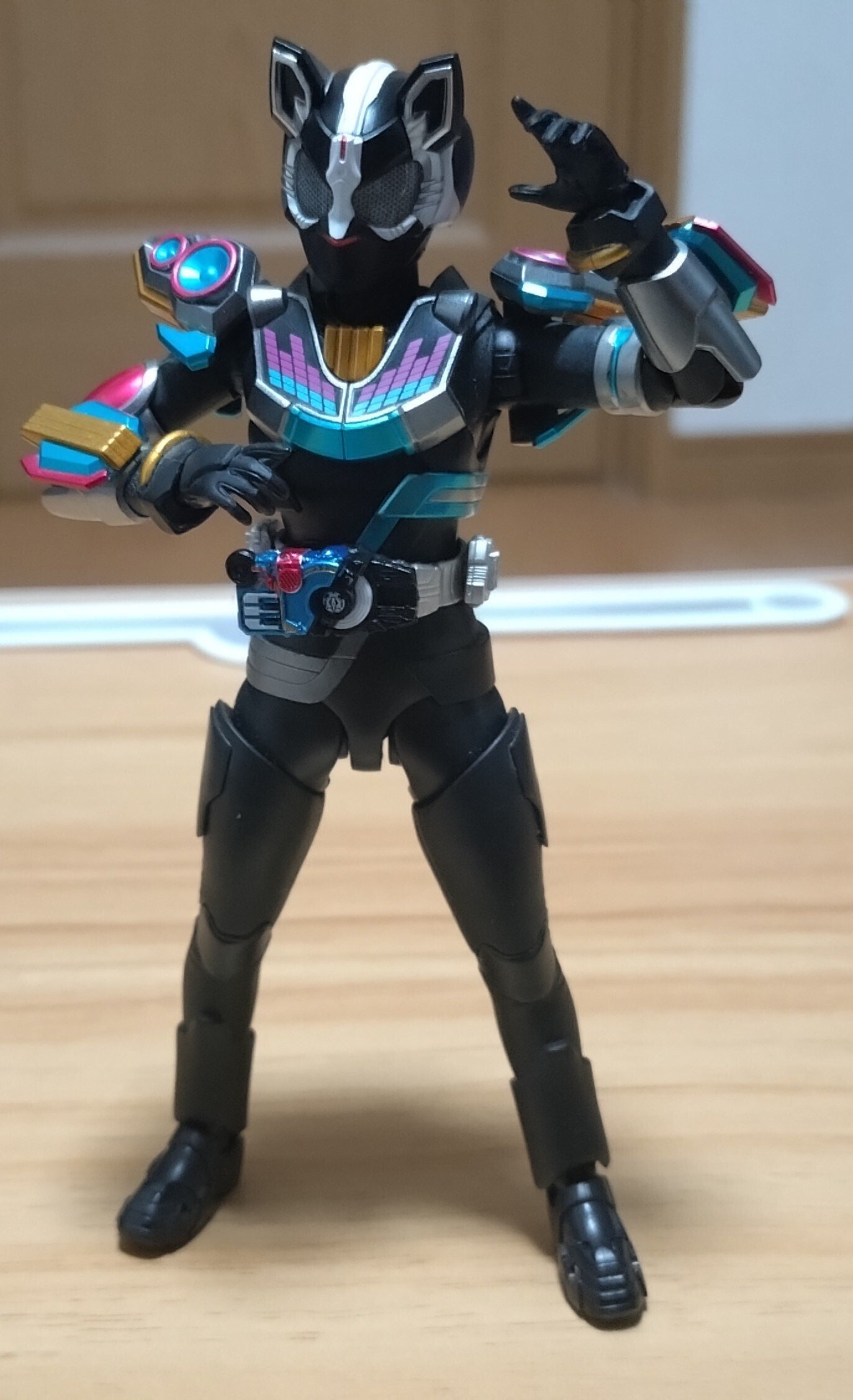 S.H.Figuarts 仮面ライダーナーゴ エントリーレイズフォーム