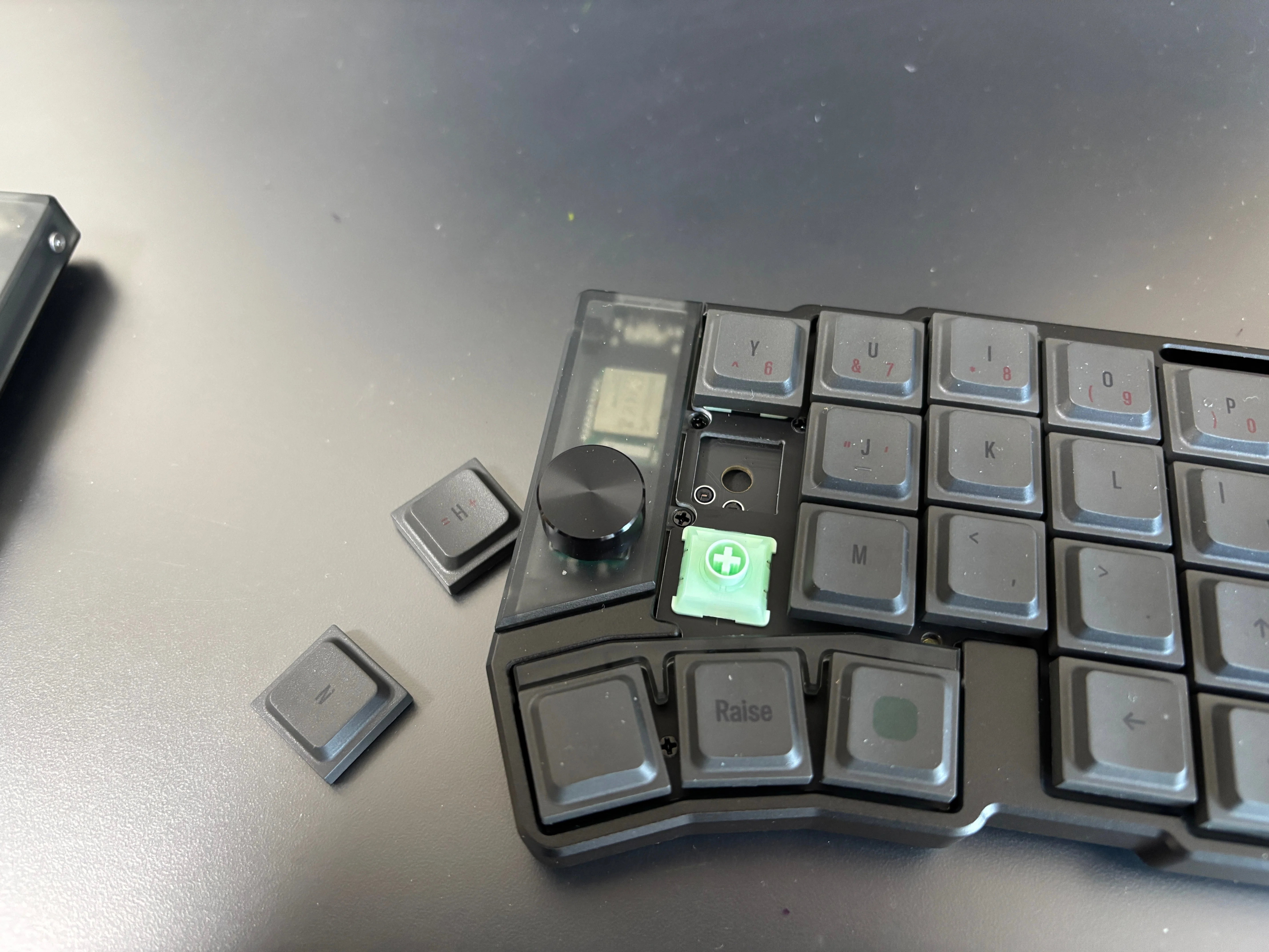 分割キーボード cornix LP でトラブル発生 → Gemini が一瞬で解決して