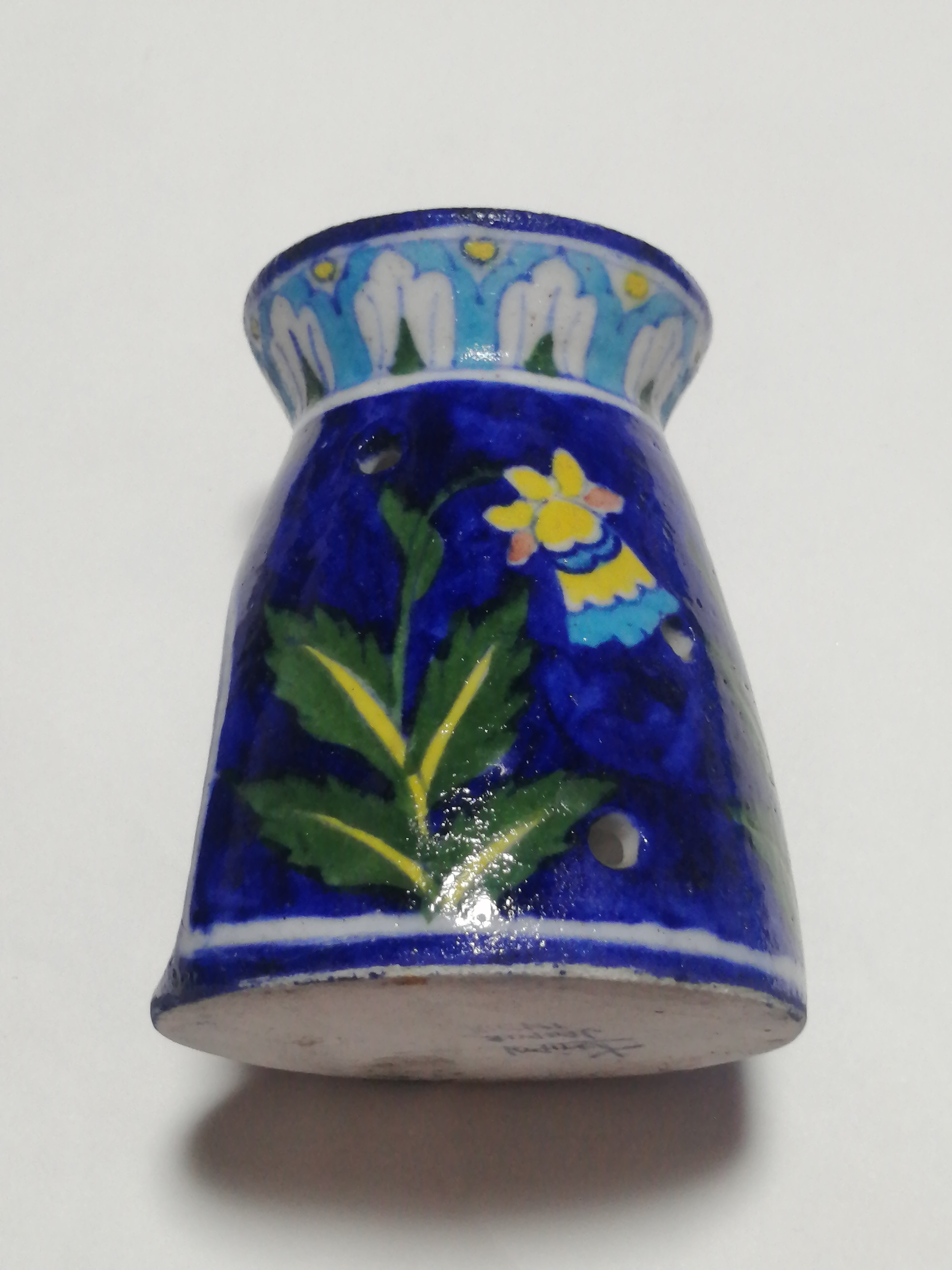 ブルーポタリーのアロマポット｜陽子絵画制作室