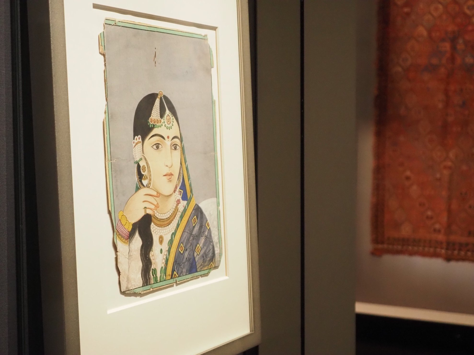 やたらと見られている感じがした《インドの美人図》 @トーハク｜かわかわ