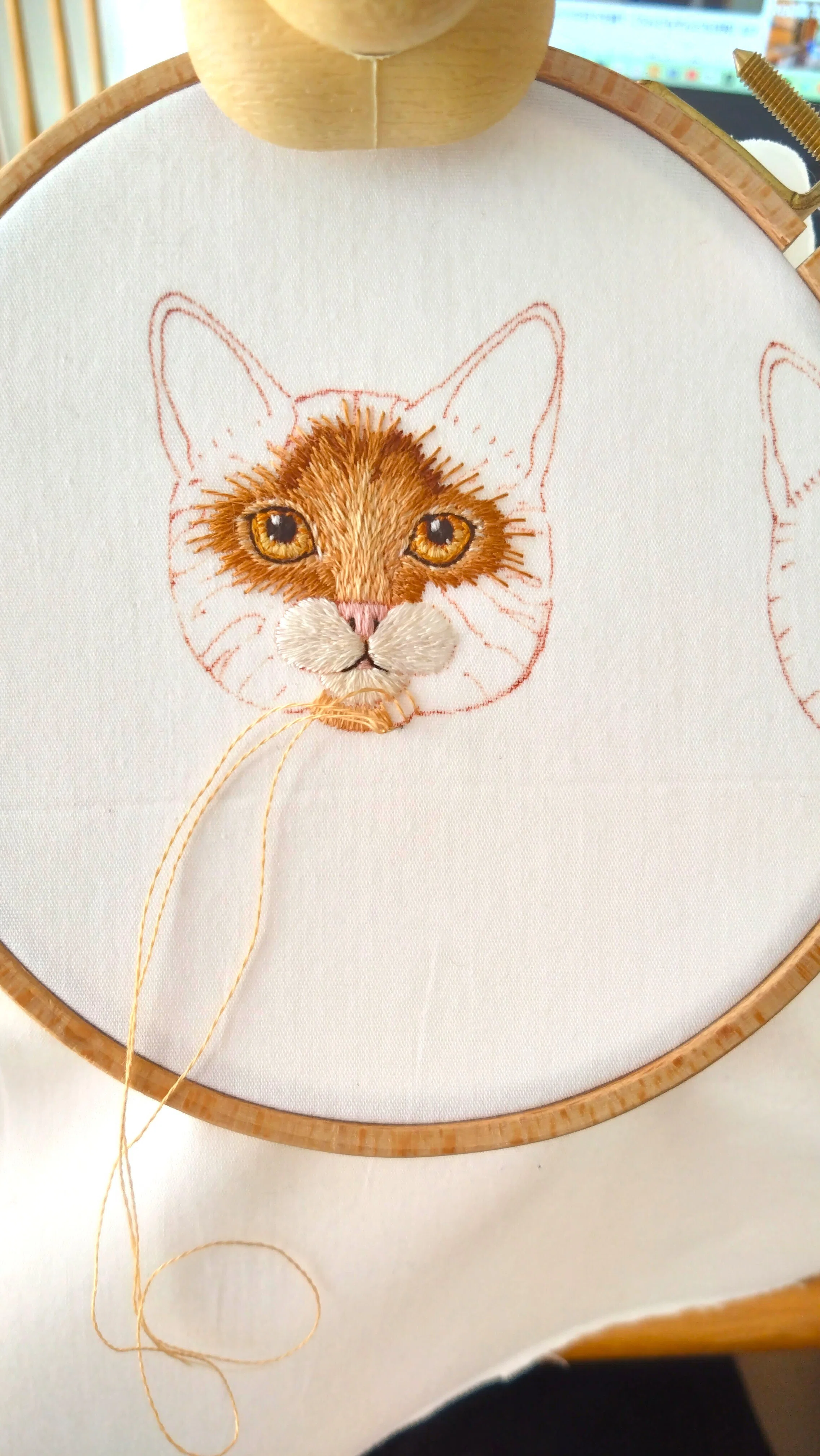 ネコさん刺繍を練習中｜松本あさ