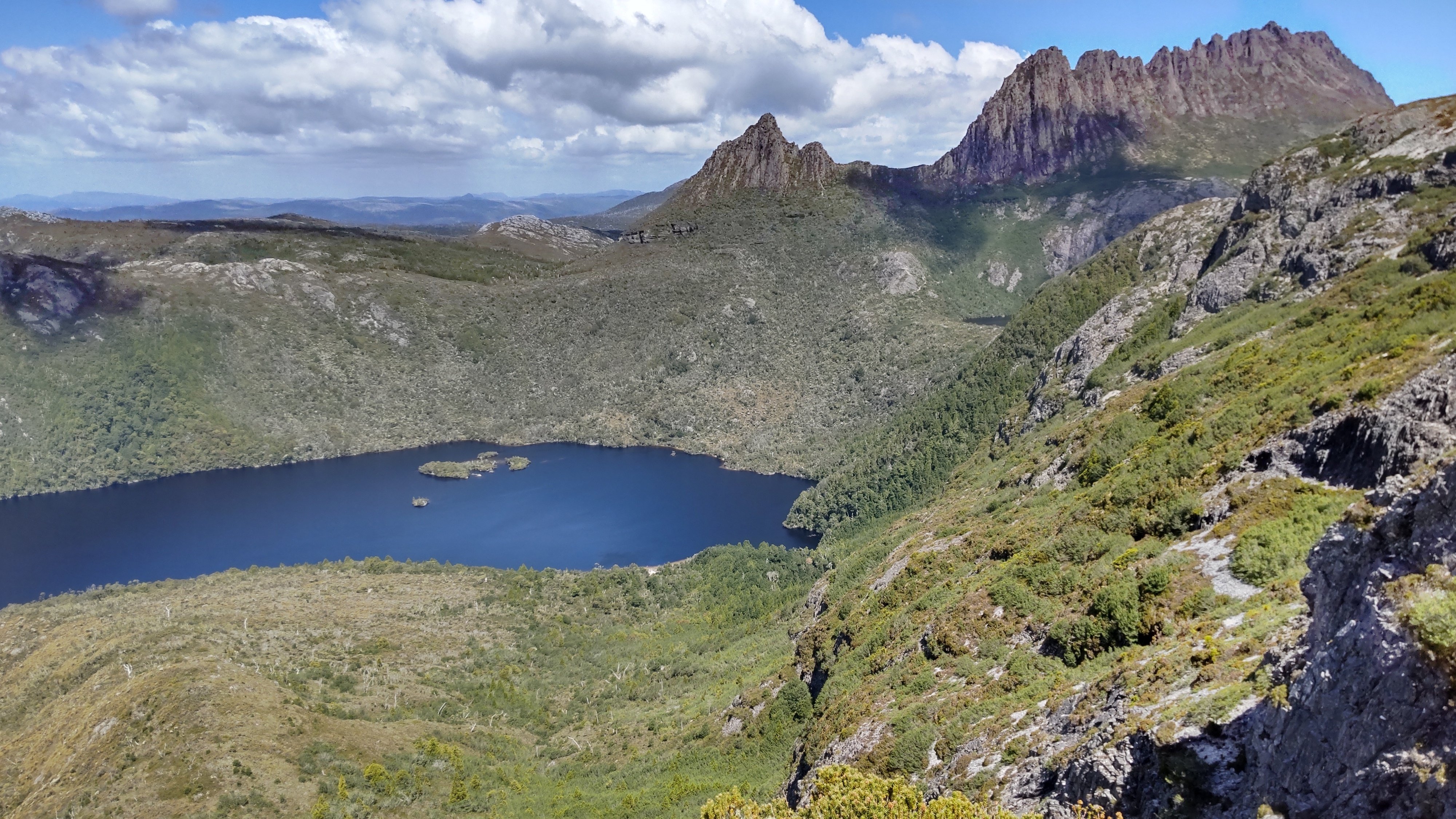 オセアニアの頂を巡る旅 ①】オーストラリア編：タスマニアの岩峰と