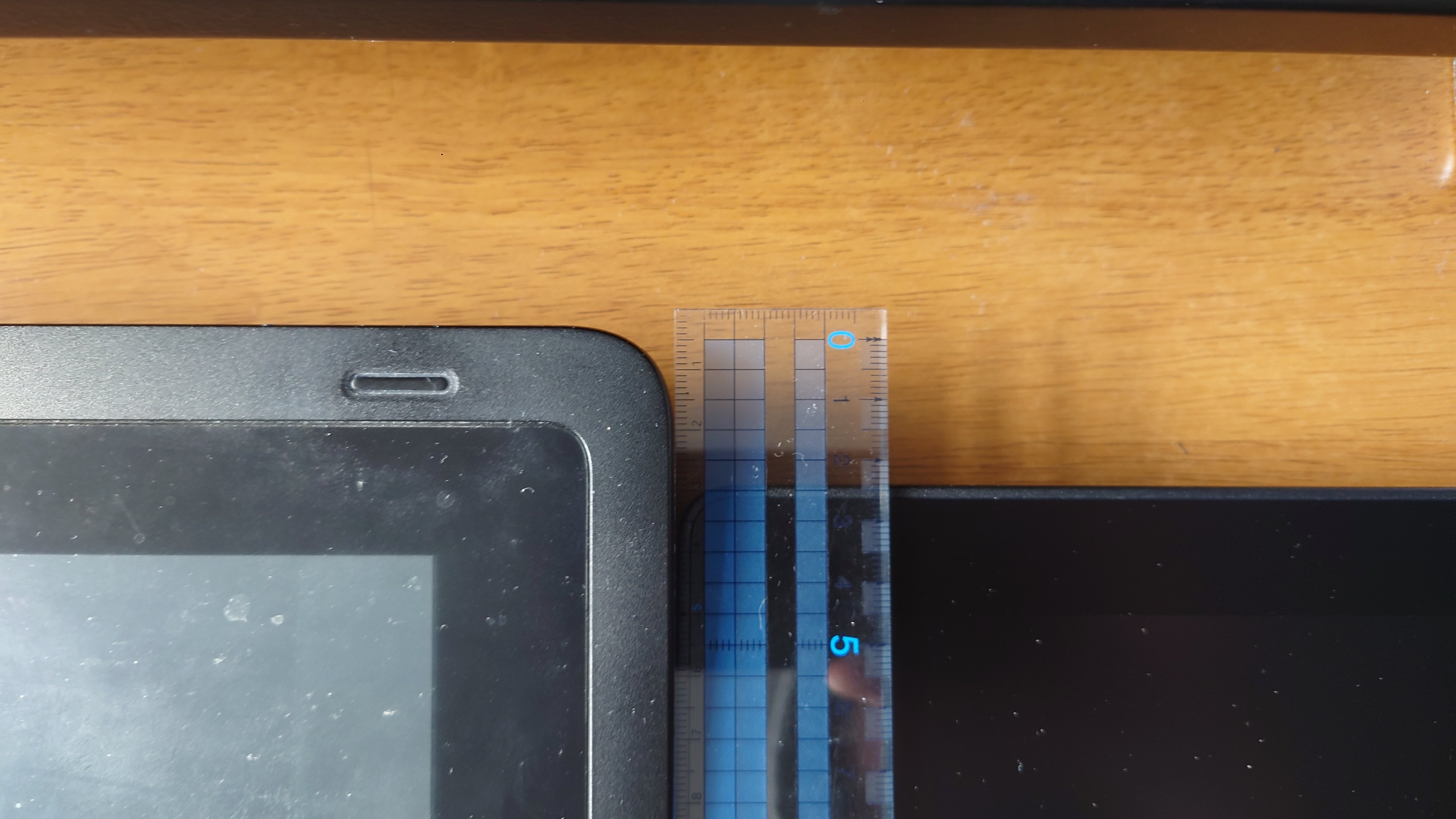 Cintiq16を旧型から新型へ買い替えたので軽く比較レビューしてみる｜で