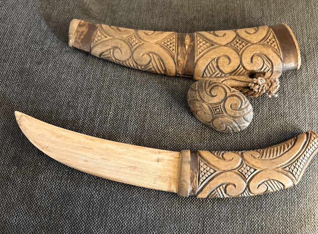 麗しきアイヌマキリはカムイの咆哮！｜YAKU KNIVES