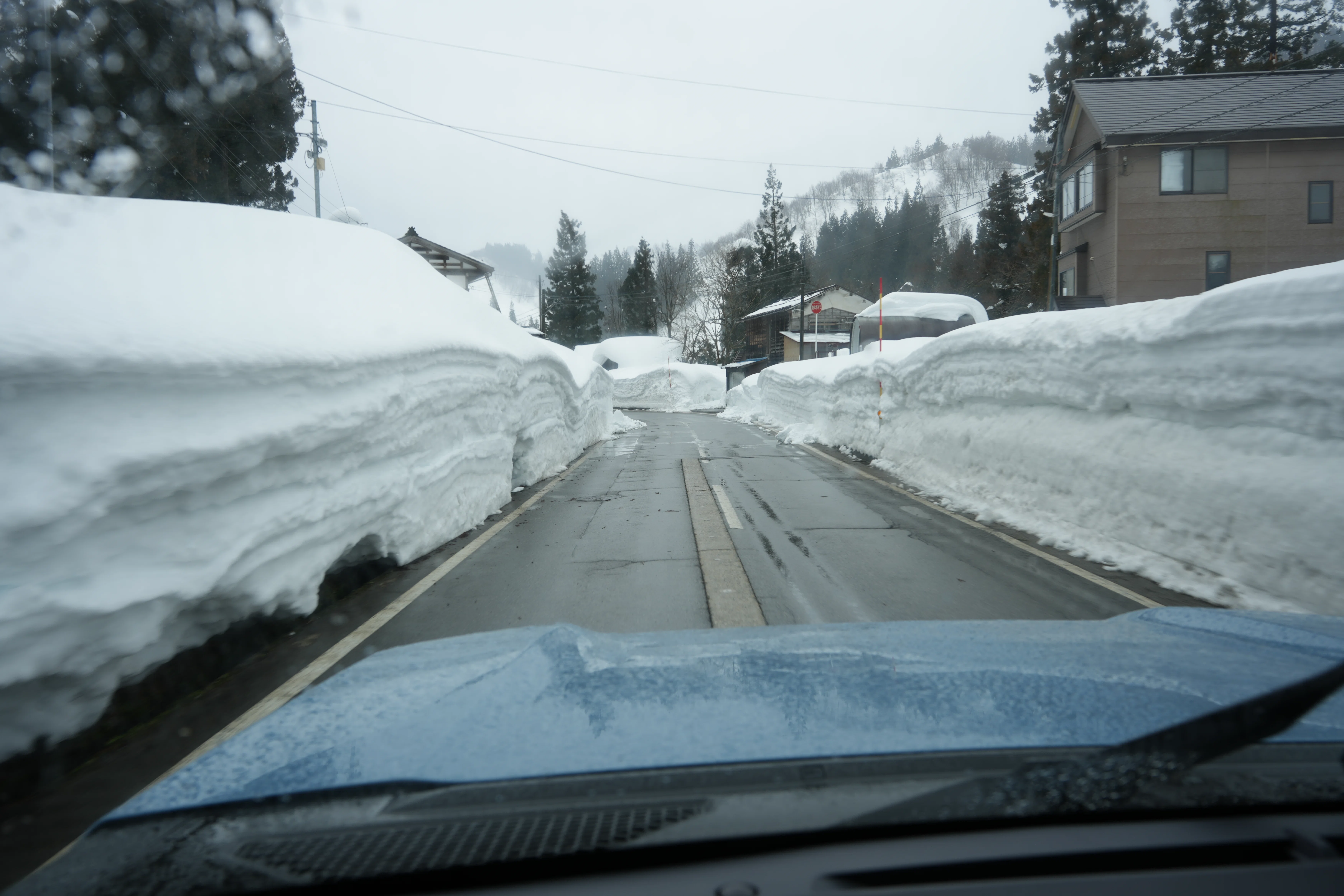 雪道求めてグランドツーリング、オートソックは使えるか？｜池田直渡の