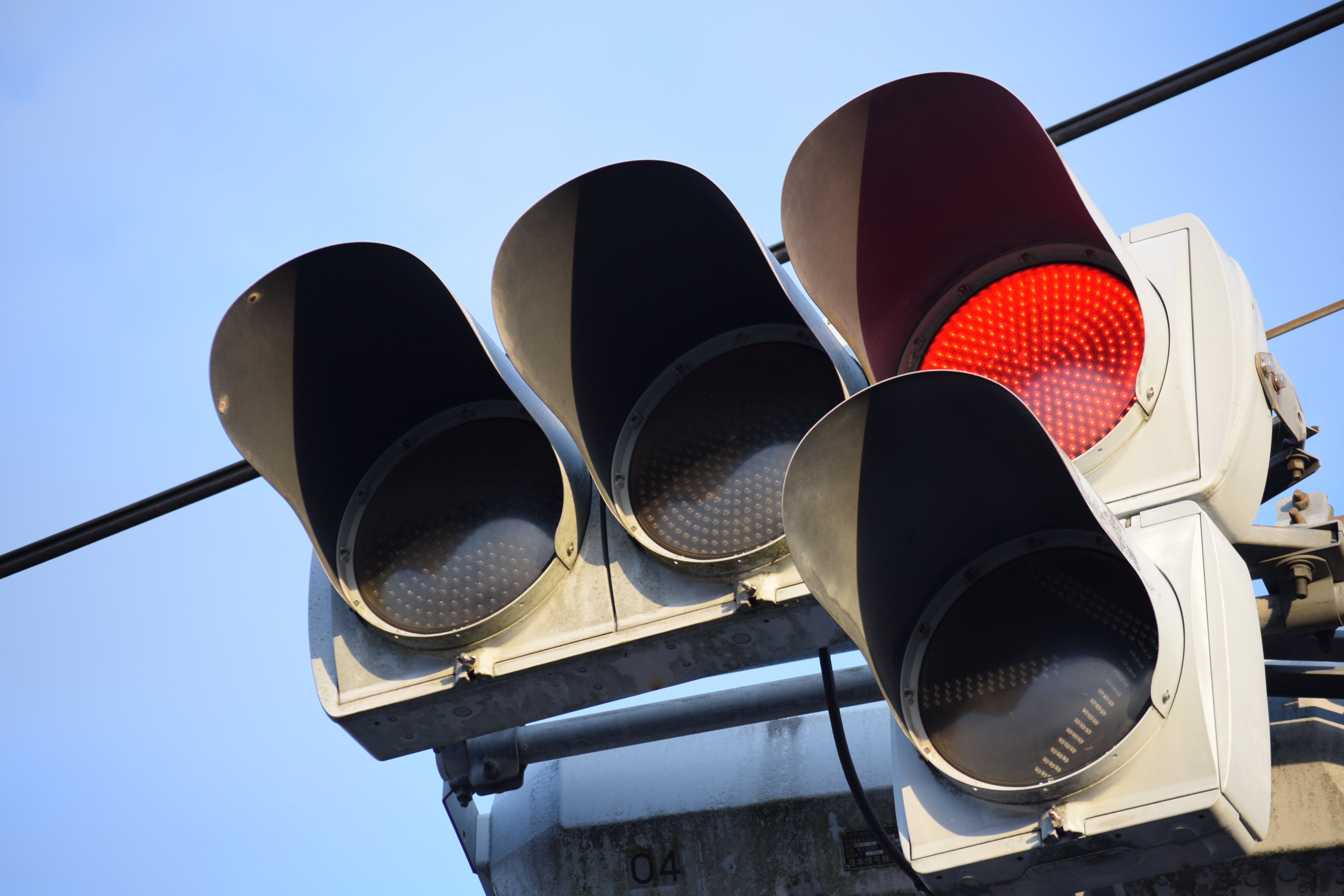 岐阜県中津川市にカマボコ3列矢印発見‼｜けんだまの信号機撮影