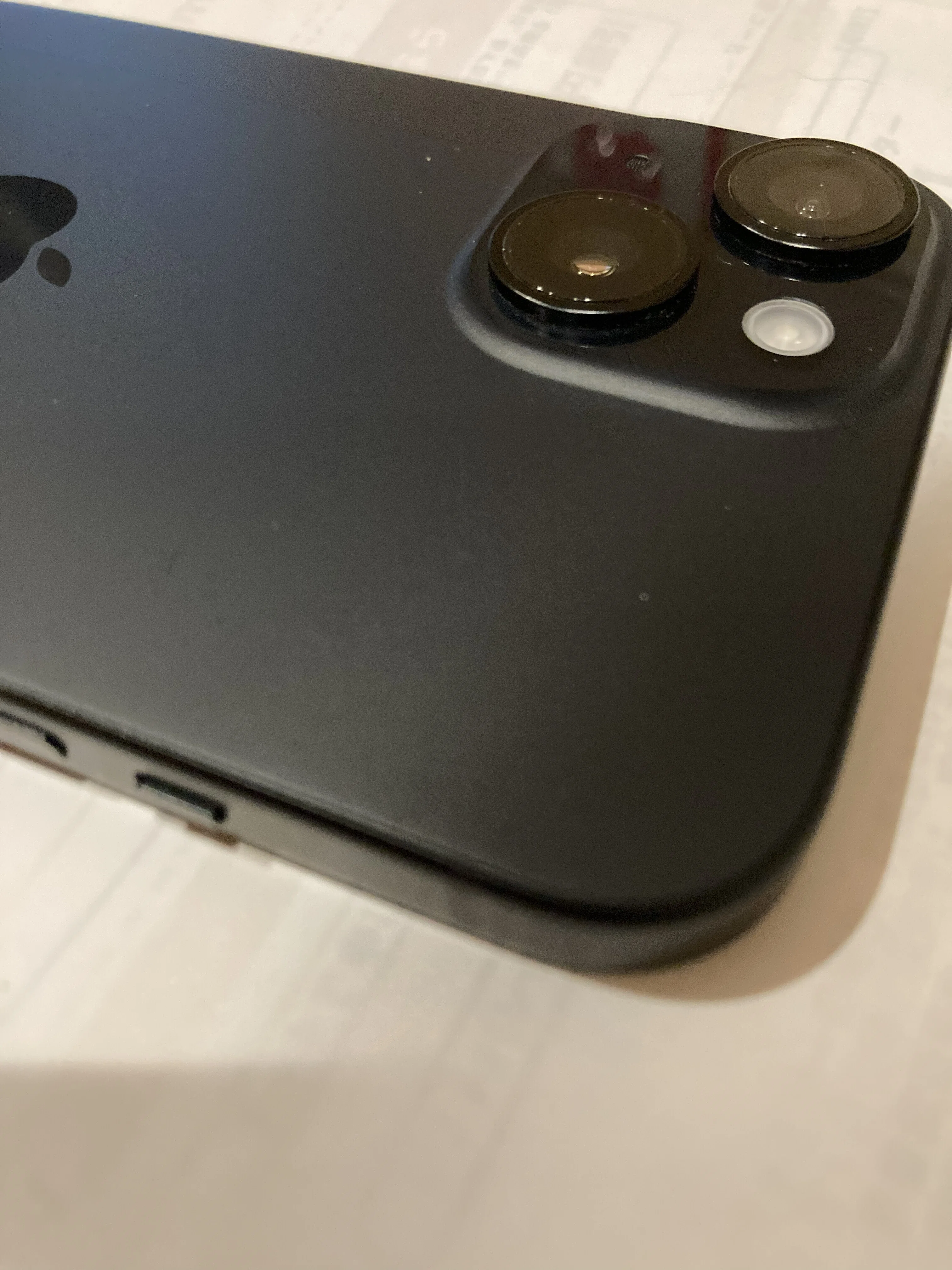 ソフトバンク認定中古品iPhone15を買った｜engflat