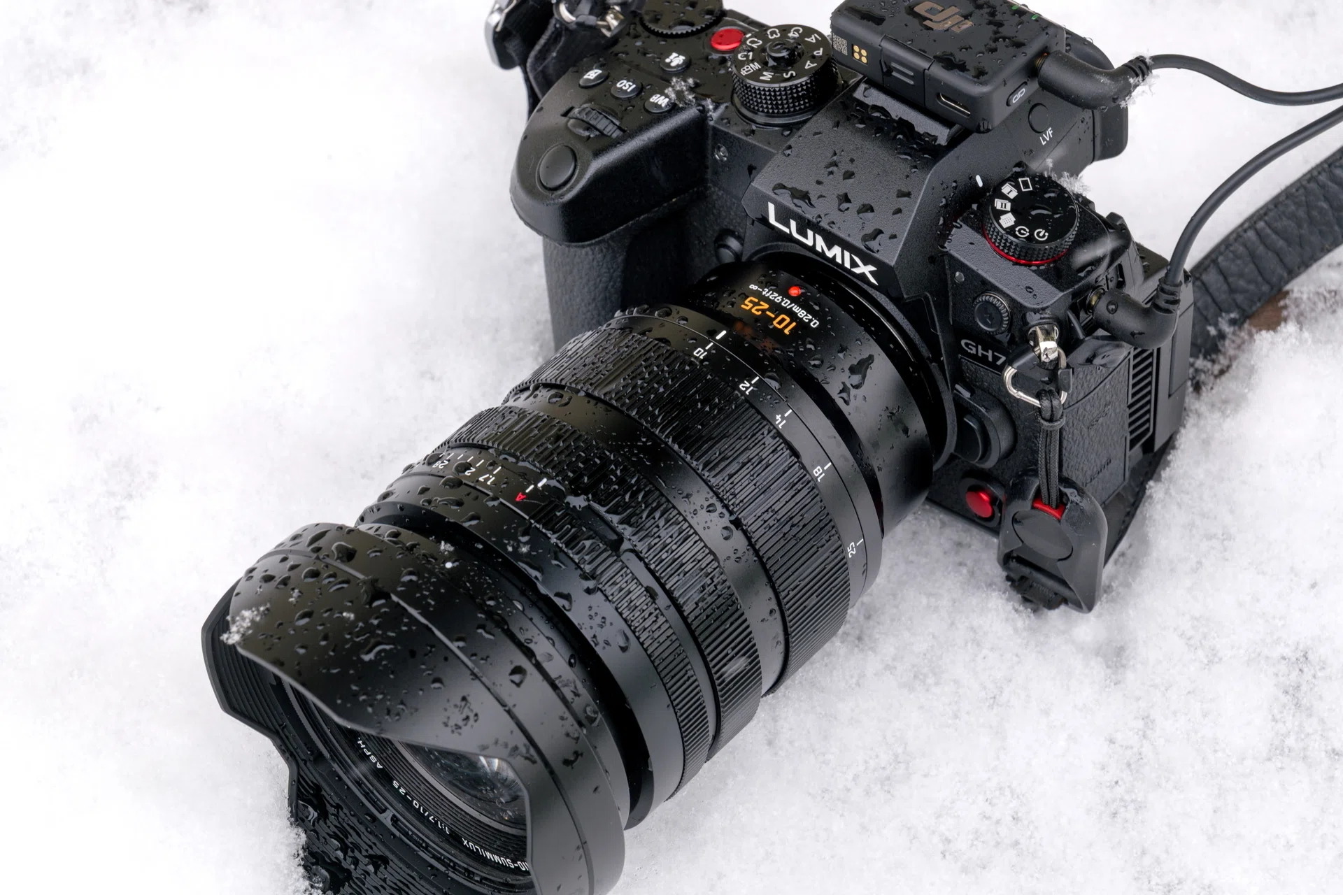 雪が降ると大人も楽しい／防塵防滴・耐低温！無敵の GH7！｜LumiXel