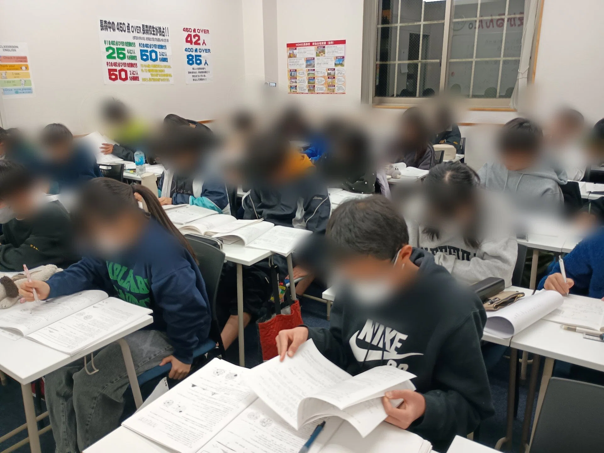 投稿テスト中 僕は今回のテスト対策は100％の力でしかやんないんだ・・・by尾関