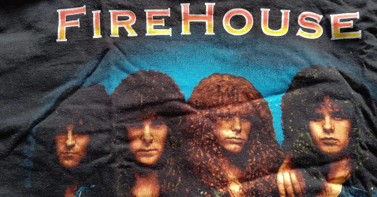 🔥FIRE HOUSEの🎸ロックTシャツをレスキューした🎉MADE IN USA