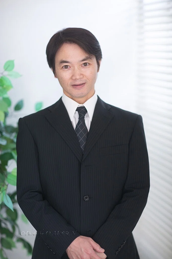 Marriage Hunting Profile Photos for Men | A Workshop on Changing Stiff ...
