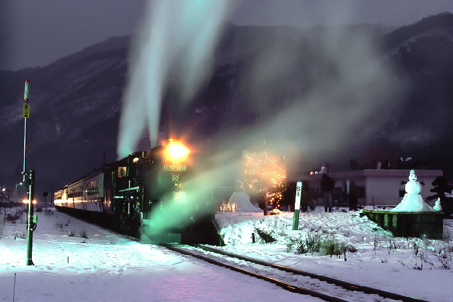 v218, 磐越西線：クリスマストレイン （2001年）｜ひろやん