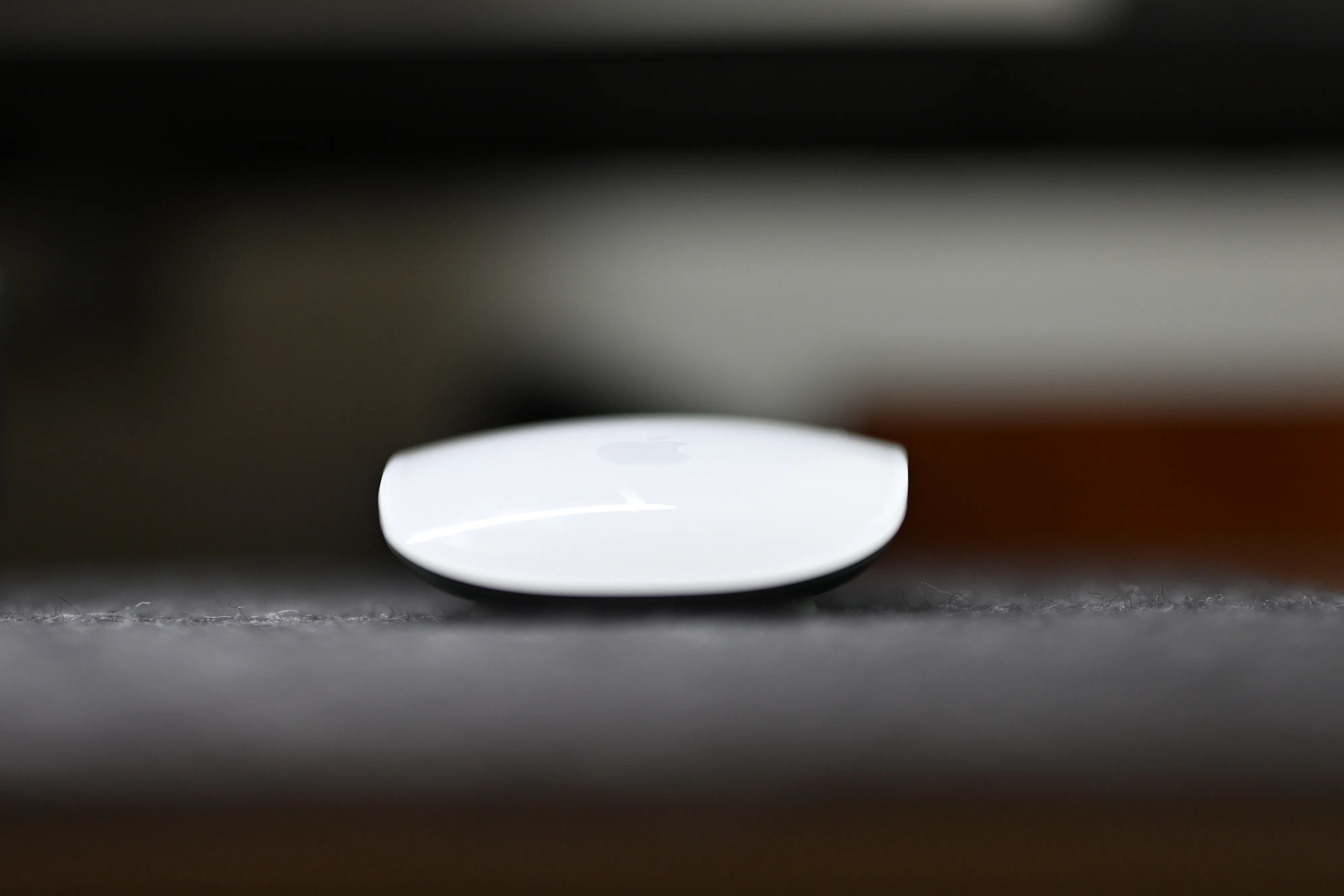 Magic Mouse (USB-C) レビュー｜コンパクトなのに操作が途切れない純正