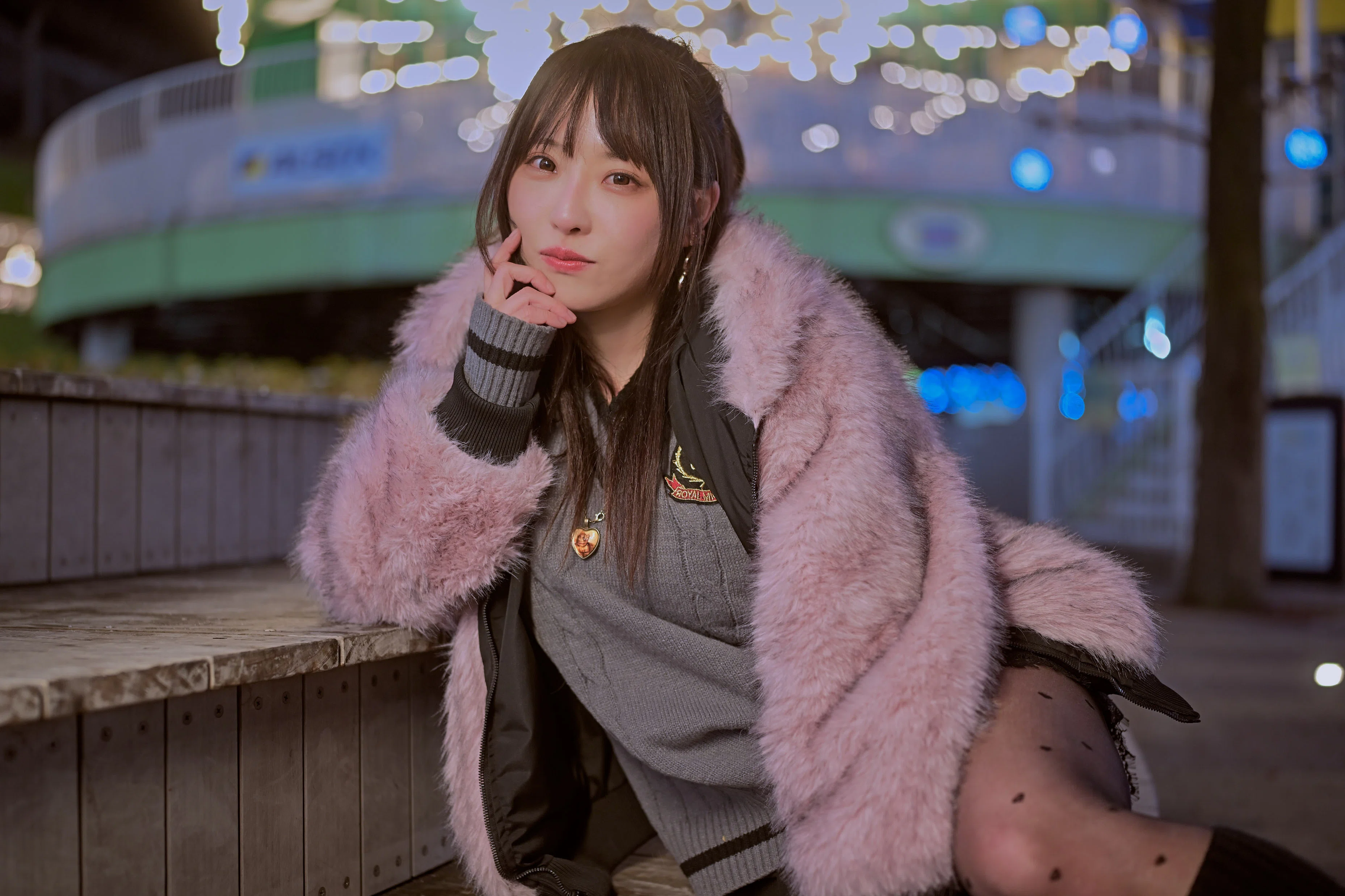日下部ほたるさま（X: @hotaru_kusakabe ）夜景ポートレート① Z9