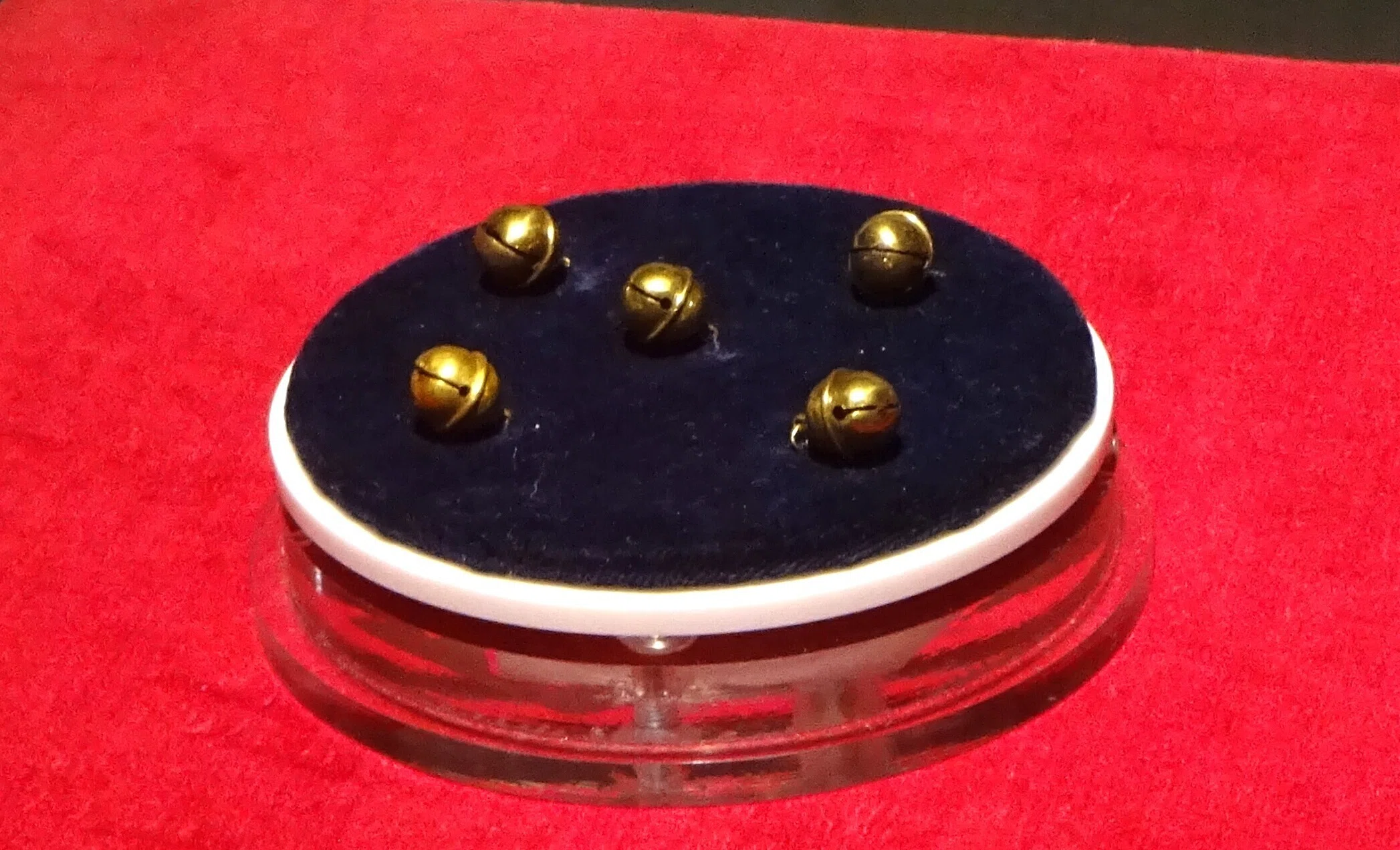 古墳時代の金銅製の鈴 木更津市郷土博物館 金のすず（前編）｜ありっち➰
