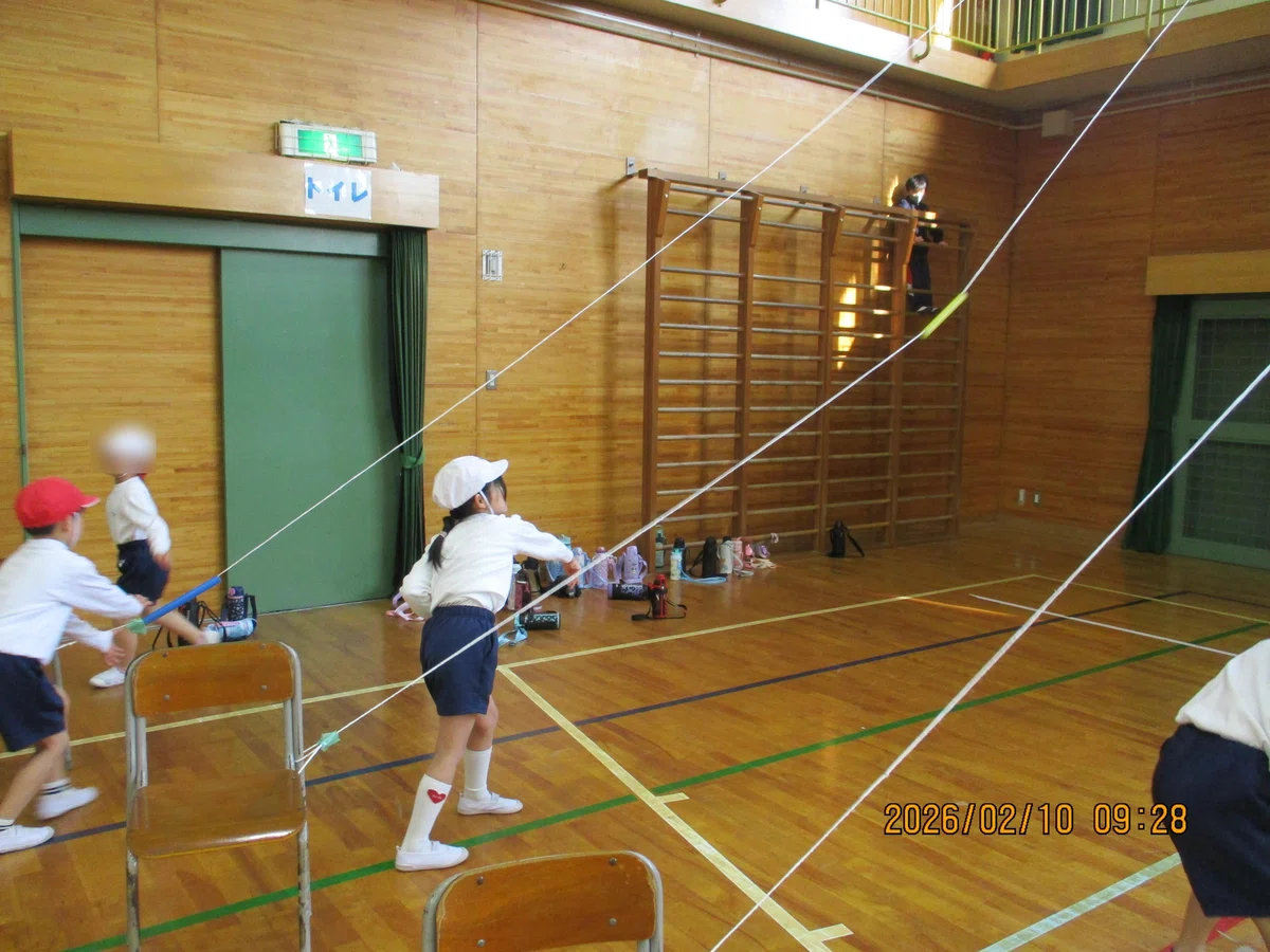 ボールを遠くになげるイメージと投げ方|浜小学校