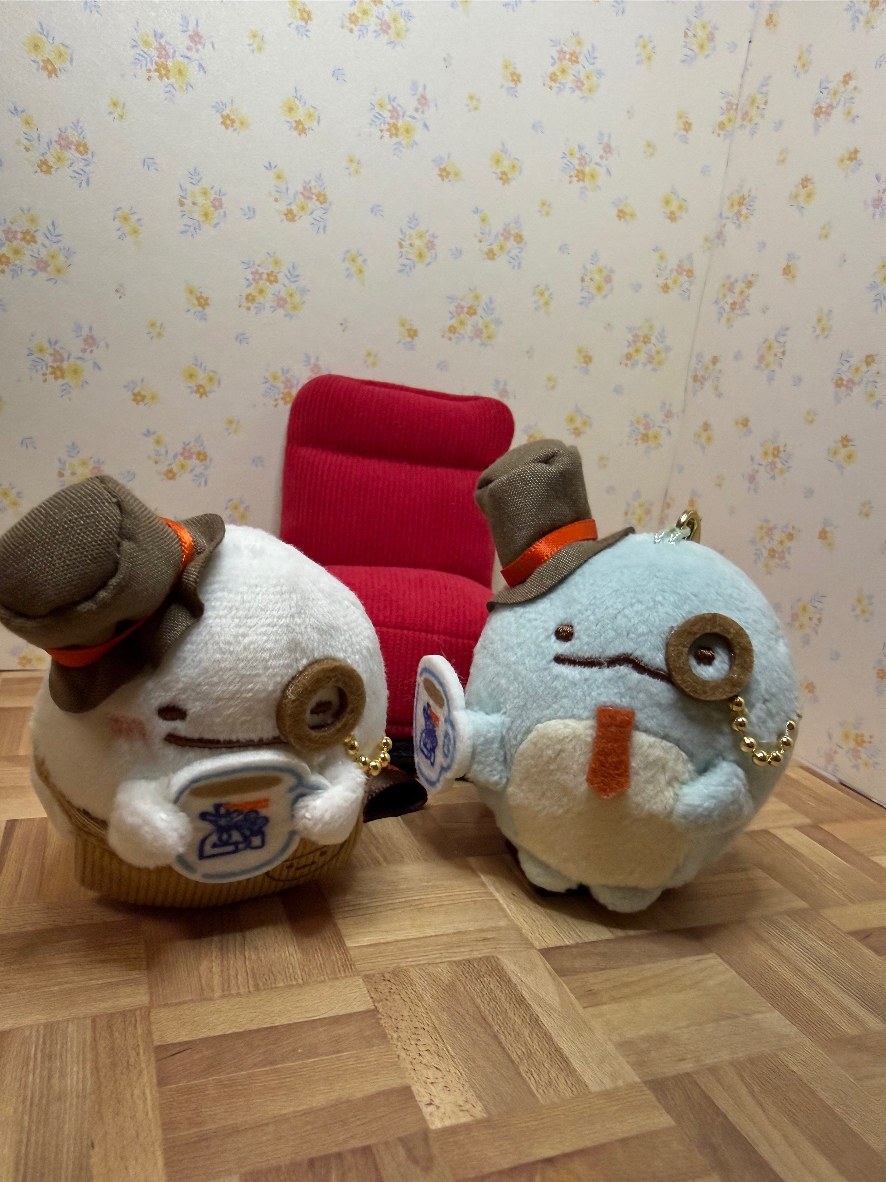 コメダ珈琲店×すみっコぐらし シーンぬいぐるみ｜すみ子