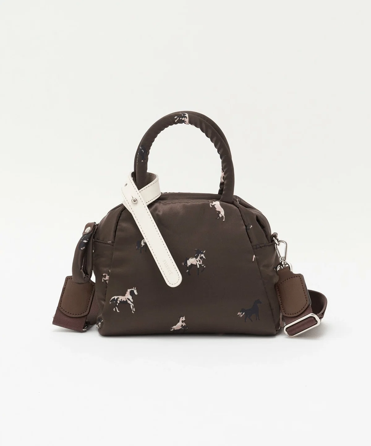 春のおでかけに?WOODLANDERの馬柄バッグ｜乗馬ファッション通信