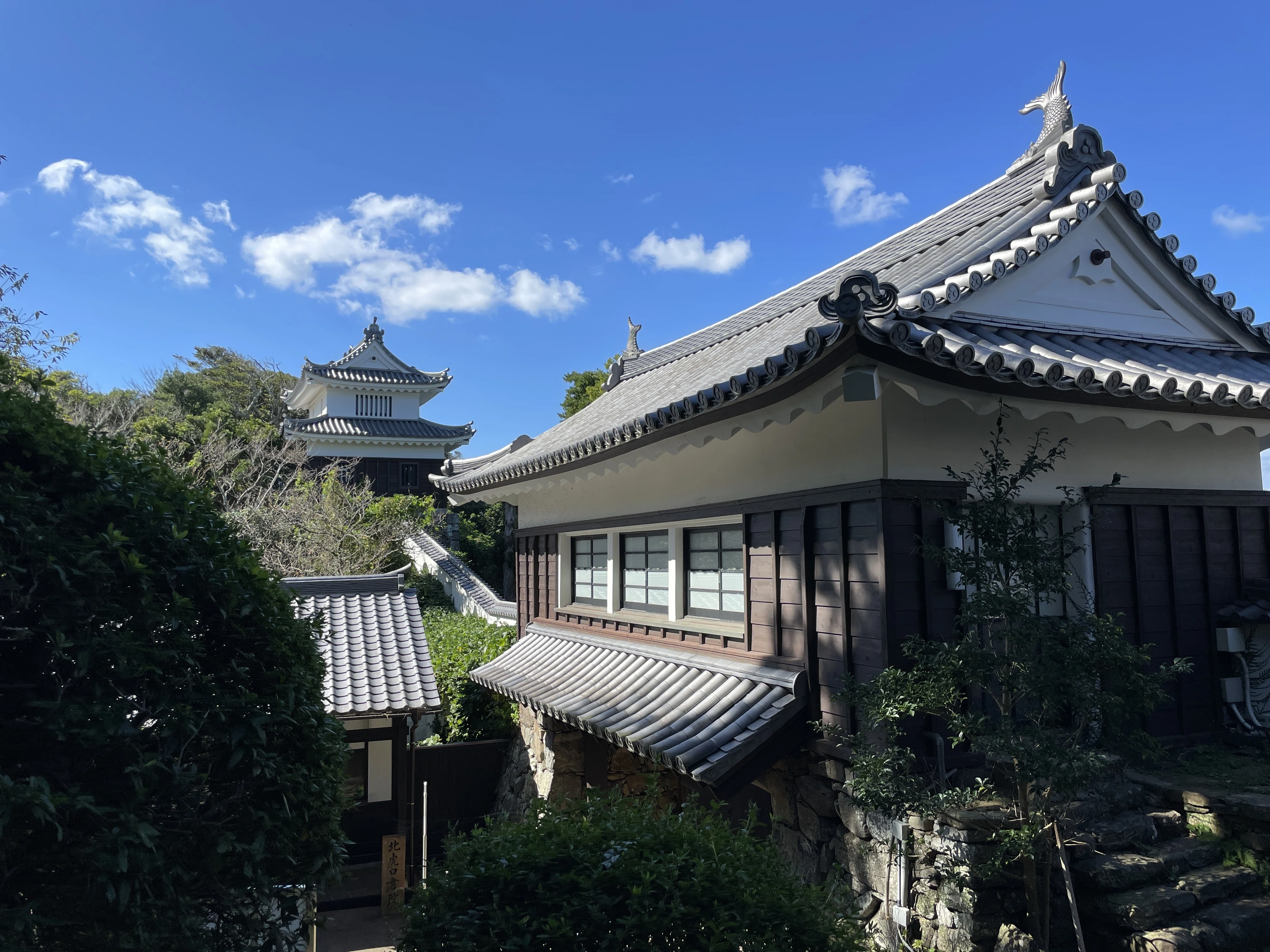 異文化が交差した島の殿様【平戸城：松浦家】 長崎県平戸市｜龍造寺文庫
