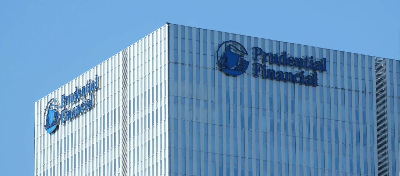 プルデンシャル / 事業解剖】最強の営業集団は、なぜ「31億円」の闇を