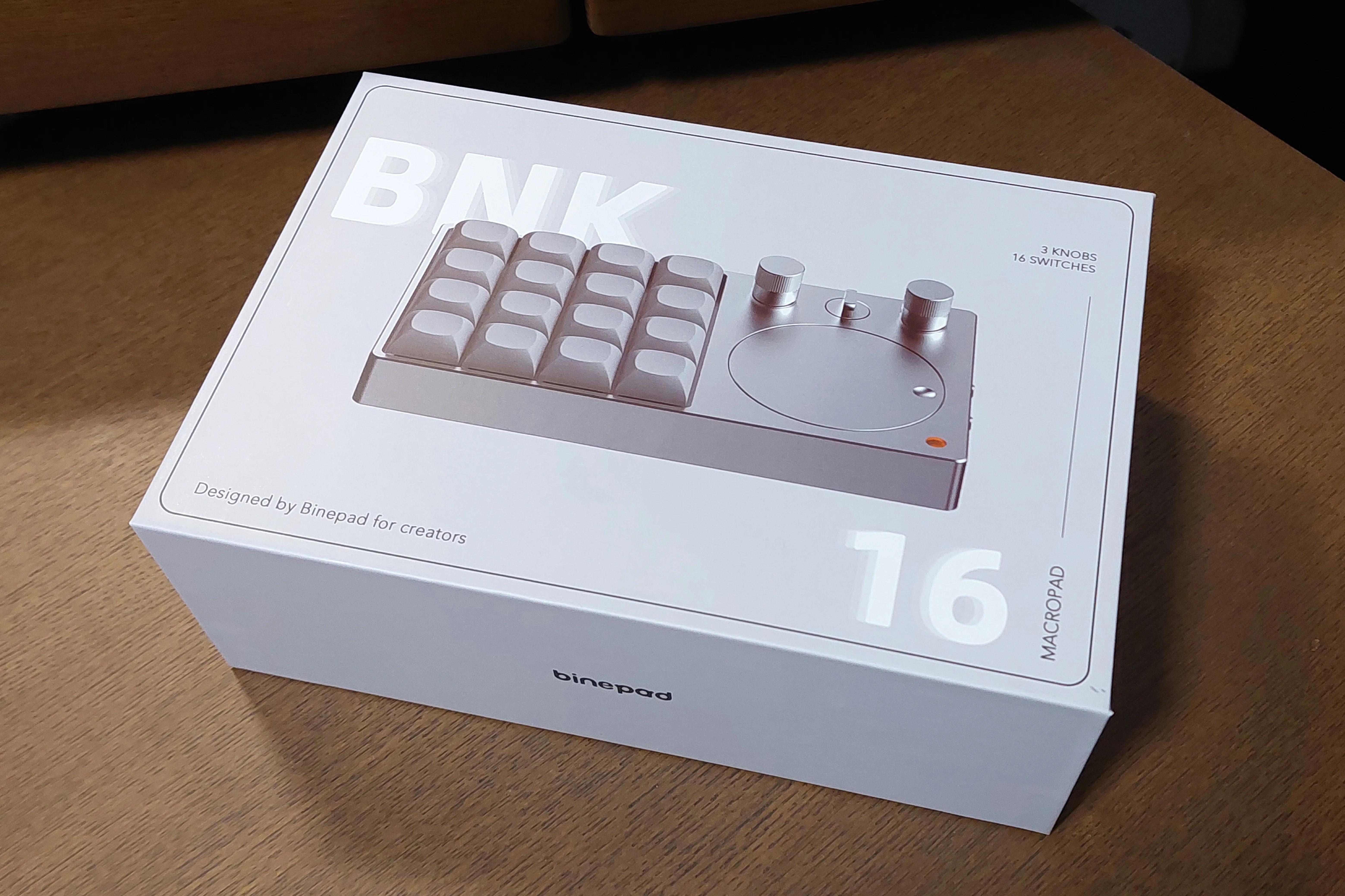 開封】 BNK-16｜スタイリッシュなアルミ筐体が光る高機能マクロパッド