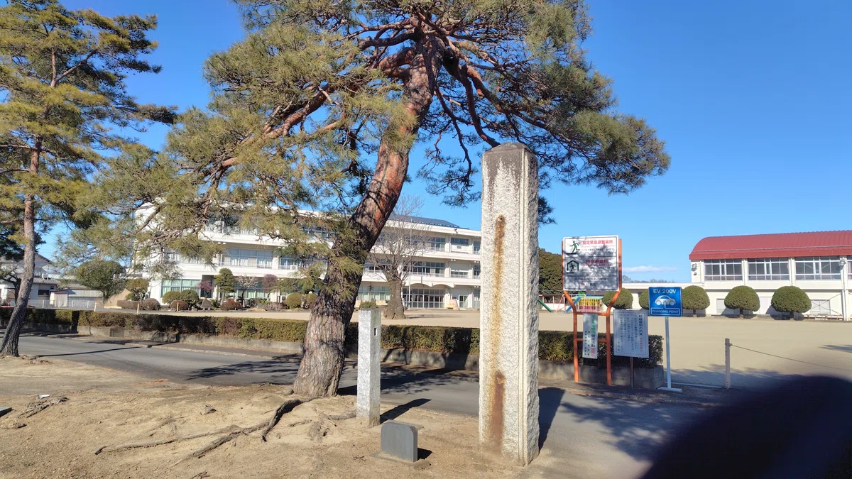 旧出丸小学校