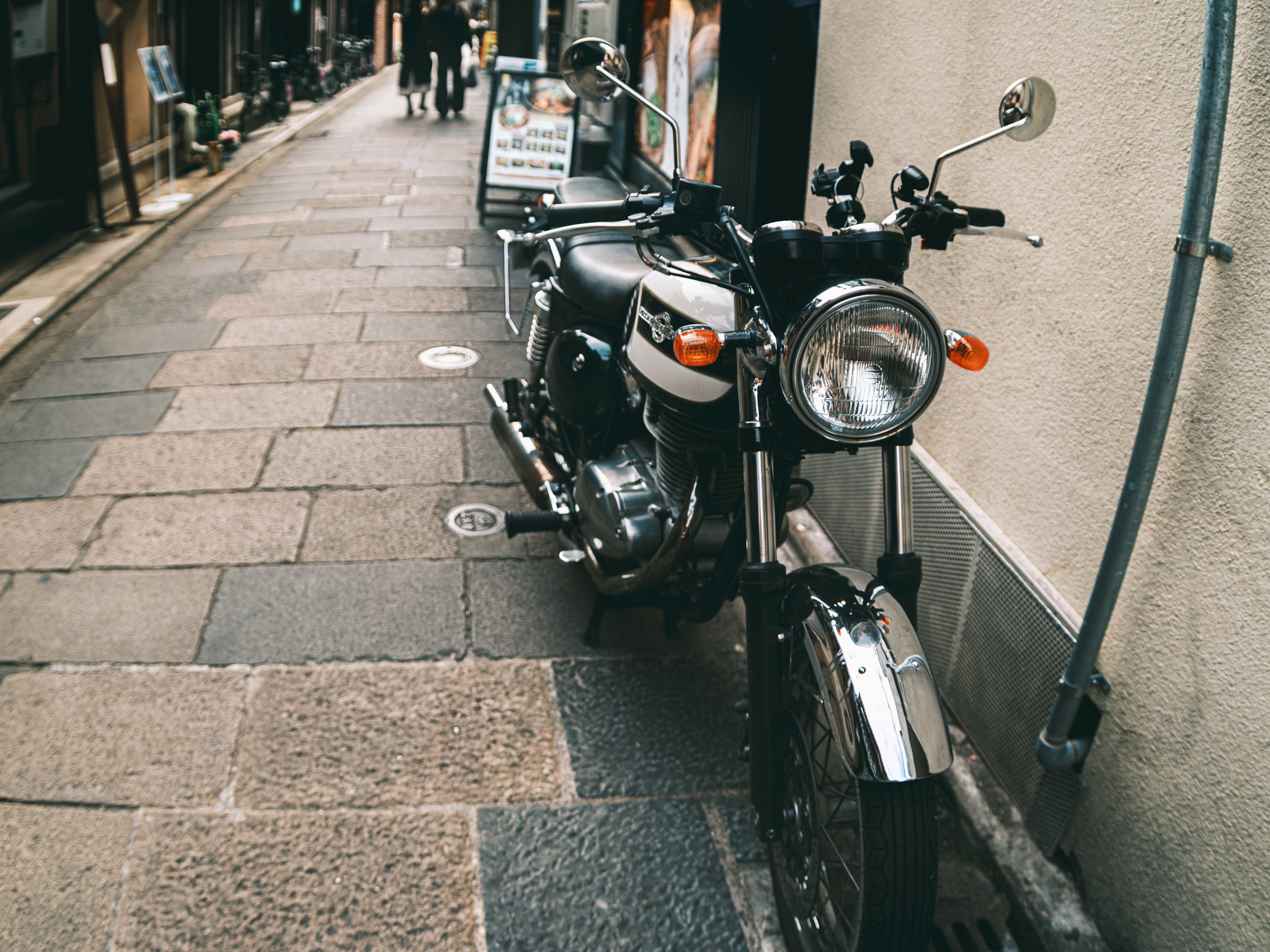 GFX用に魚眼レンズ:Arsat 30mm f3.5を買った。｜友人