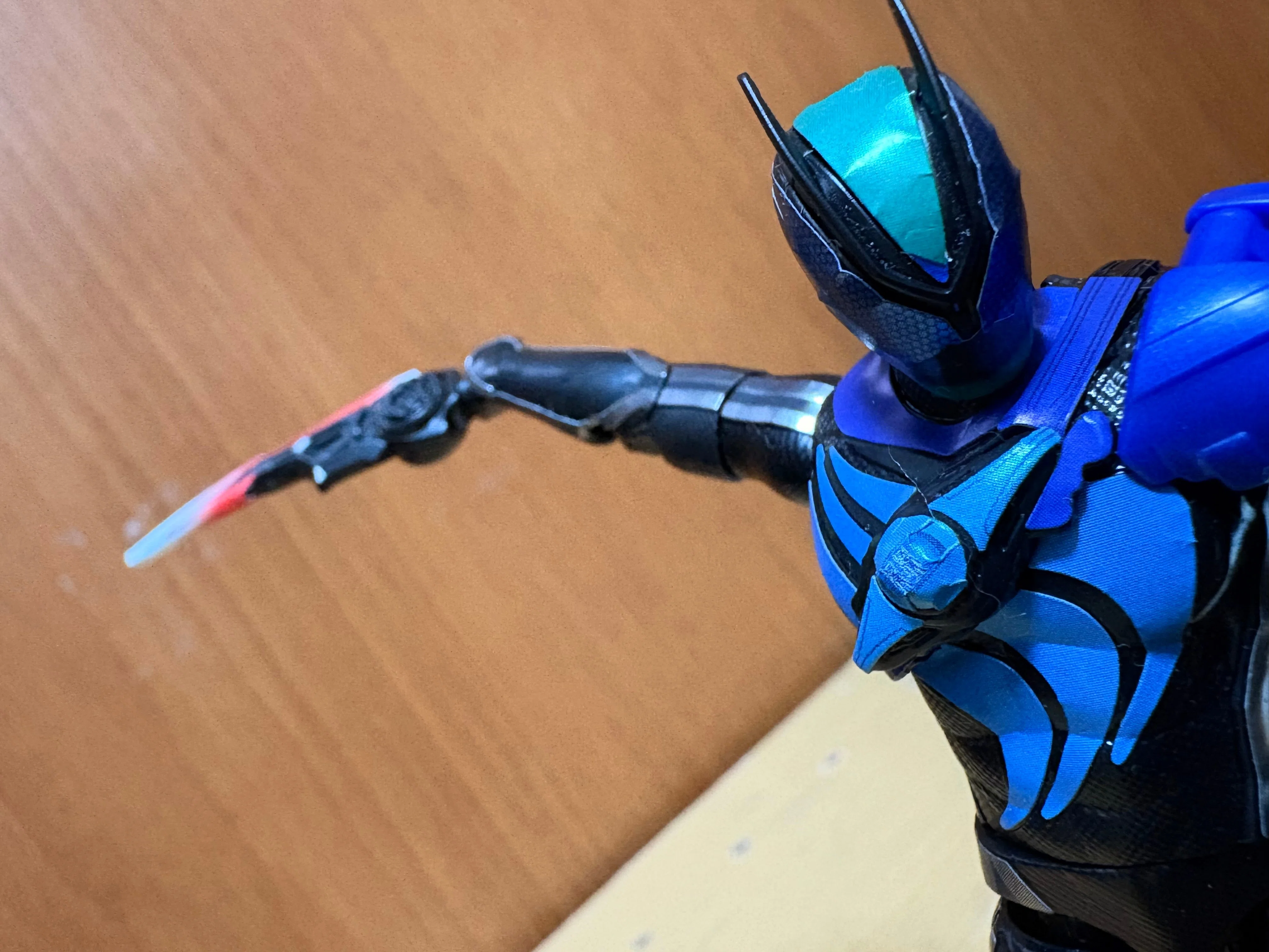 装動 仮面ライダーゼッツ テクノロム〜操る 思い通りだ〜｜ゆー