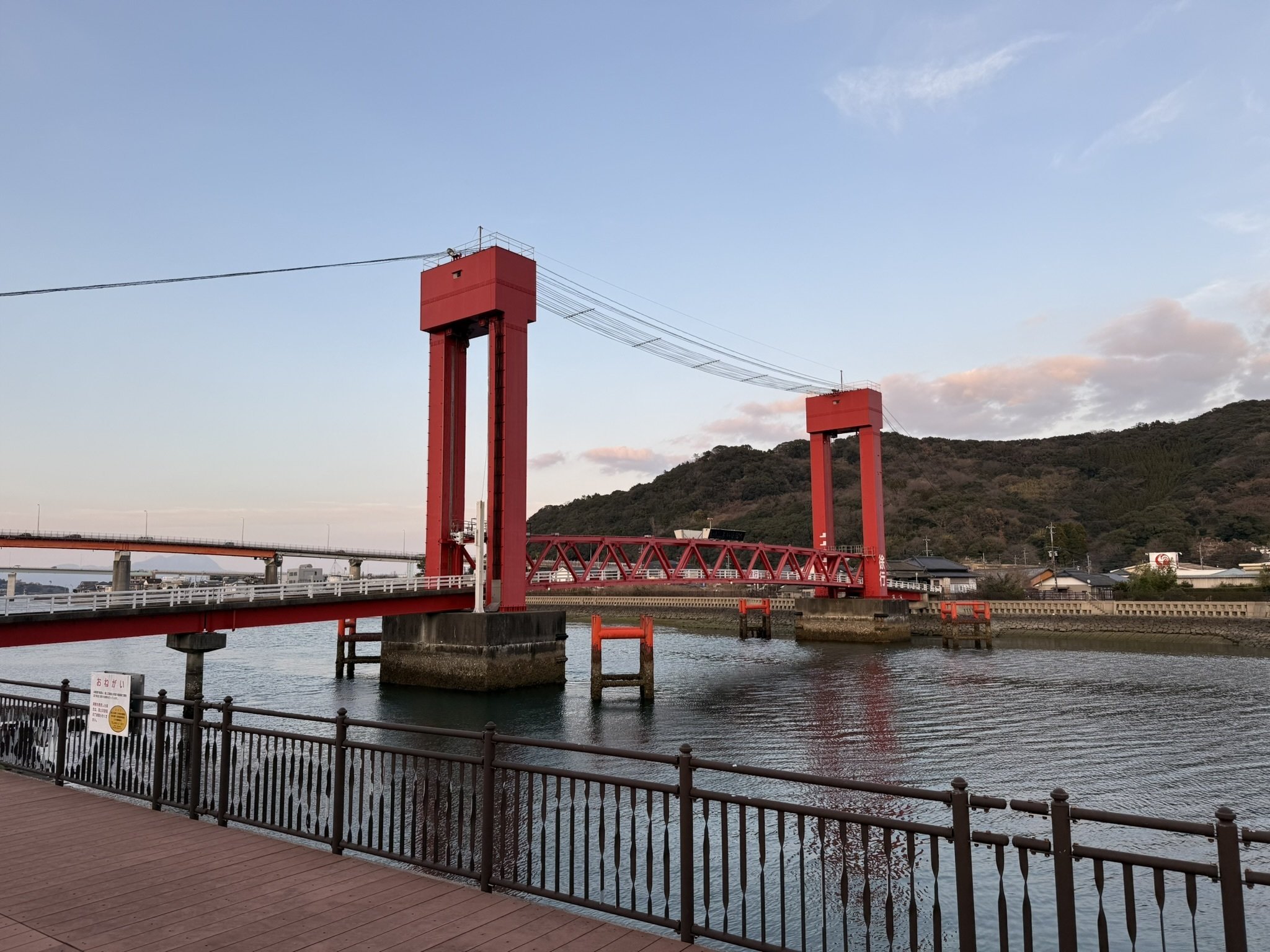 660 冬の天草ドライブ：歴史の橋と海に沈む道への小さな旅