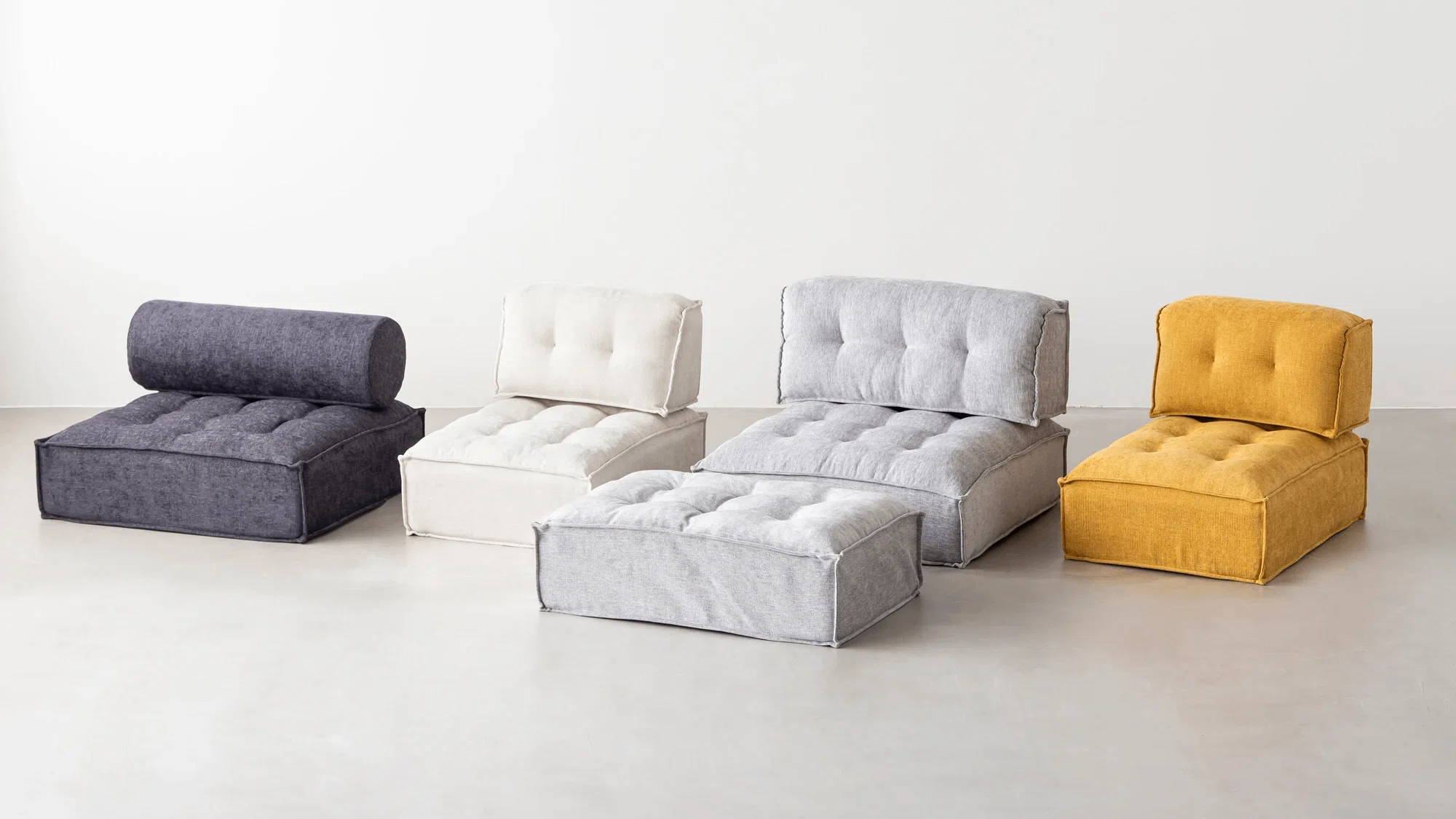KANADEMONO カナデモノ THE CUSHION SOFA ライトグレー かなでもの「THE CUSHION SOFA」購入レビュー！暮らしによりそうソファ