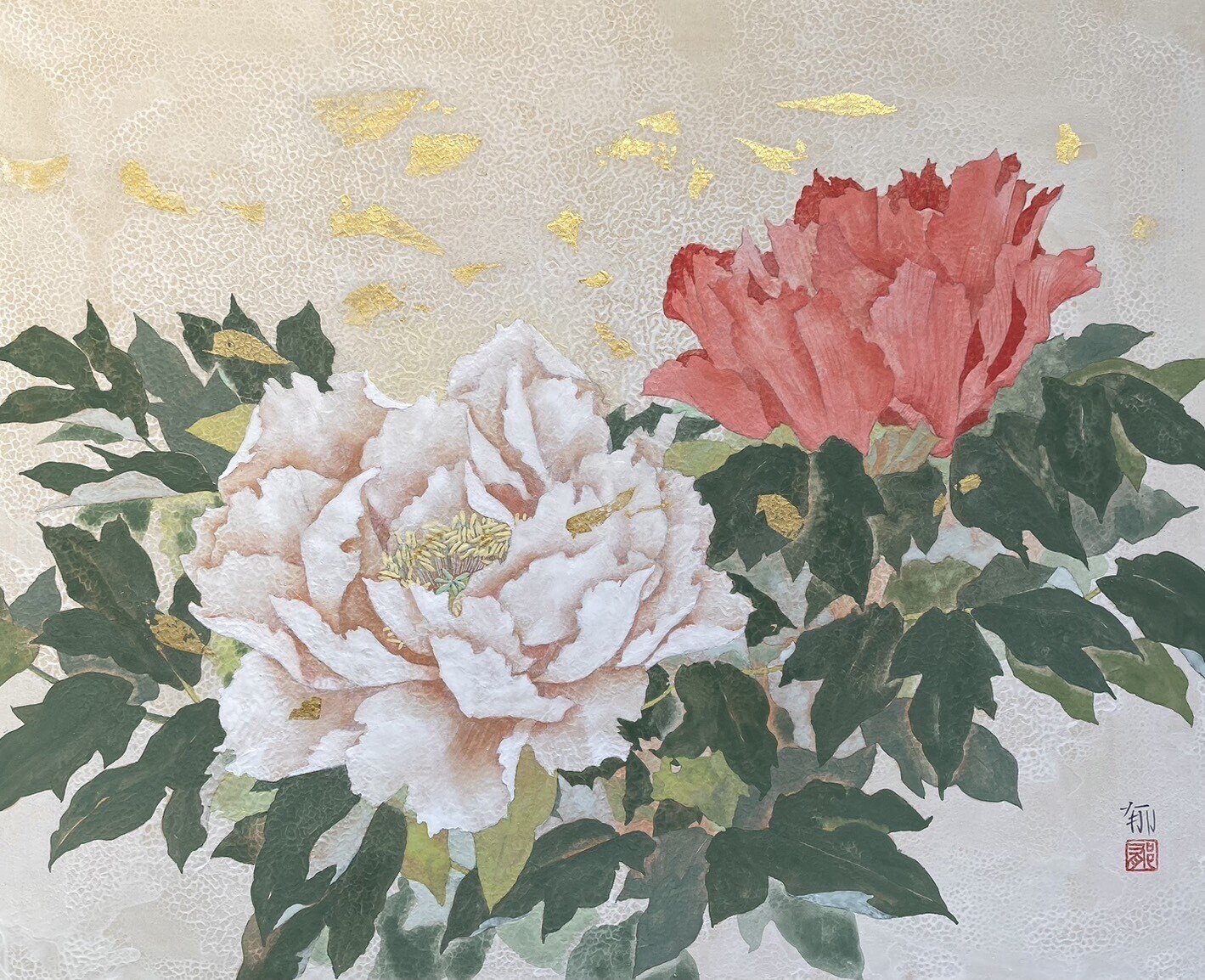 両手で描く日本画家・藤原郁子──二つの手が生み出す画面の奇跡